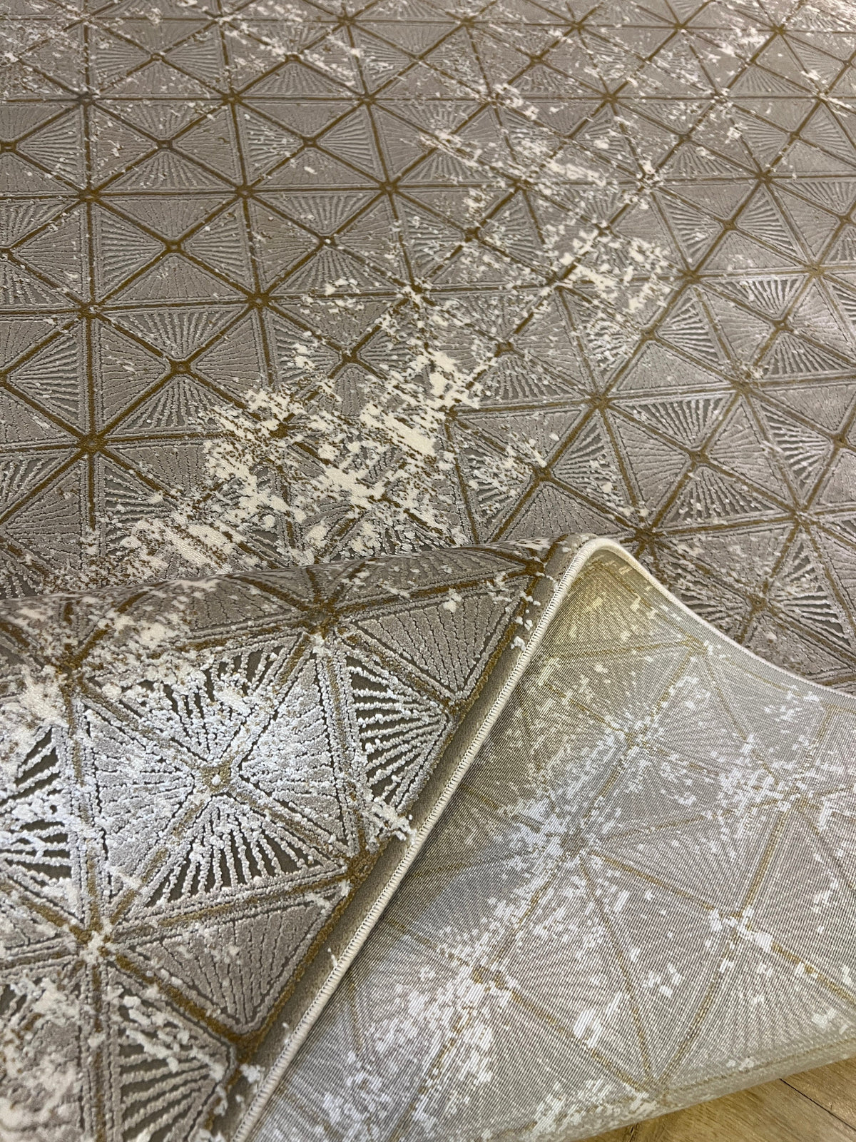 5x8 ft Gold Beige Geometric Modern Bamboo Area Rug