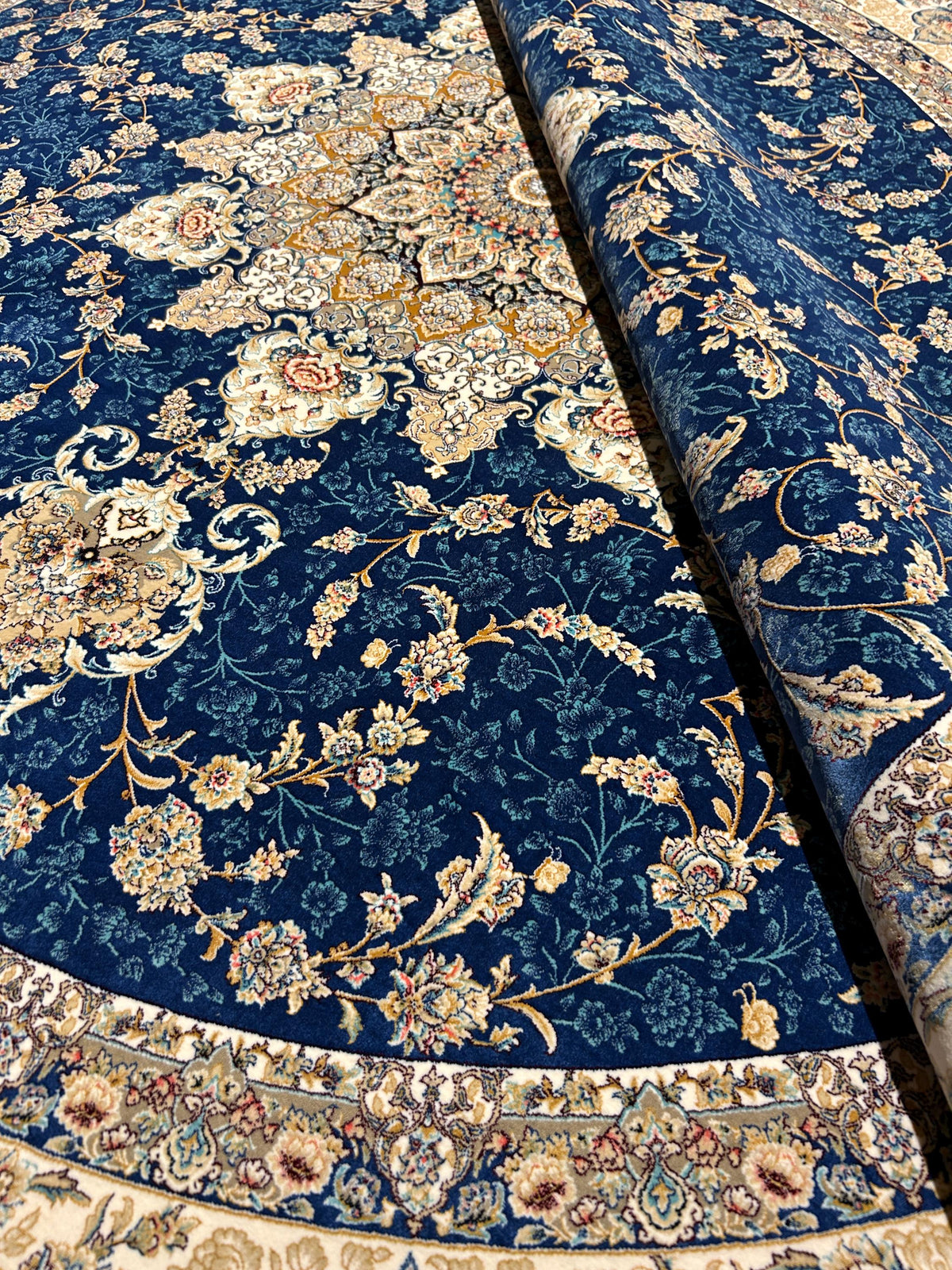 7x7 Ft Round Blue Beige Silk Rug, Classic Medallion Design Carpet