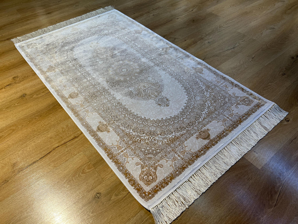 Cream Gold Medallion Silk Rug, 3x5 ft, Classic Luxury Small Area Rug