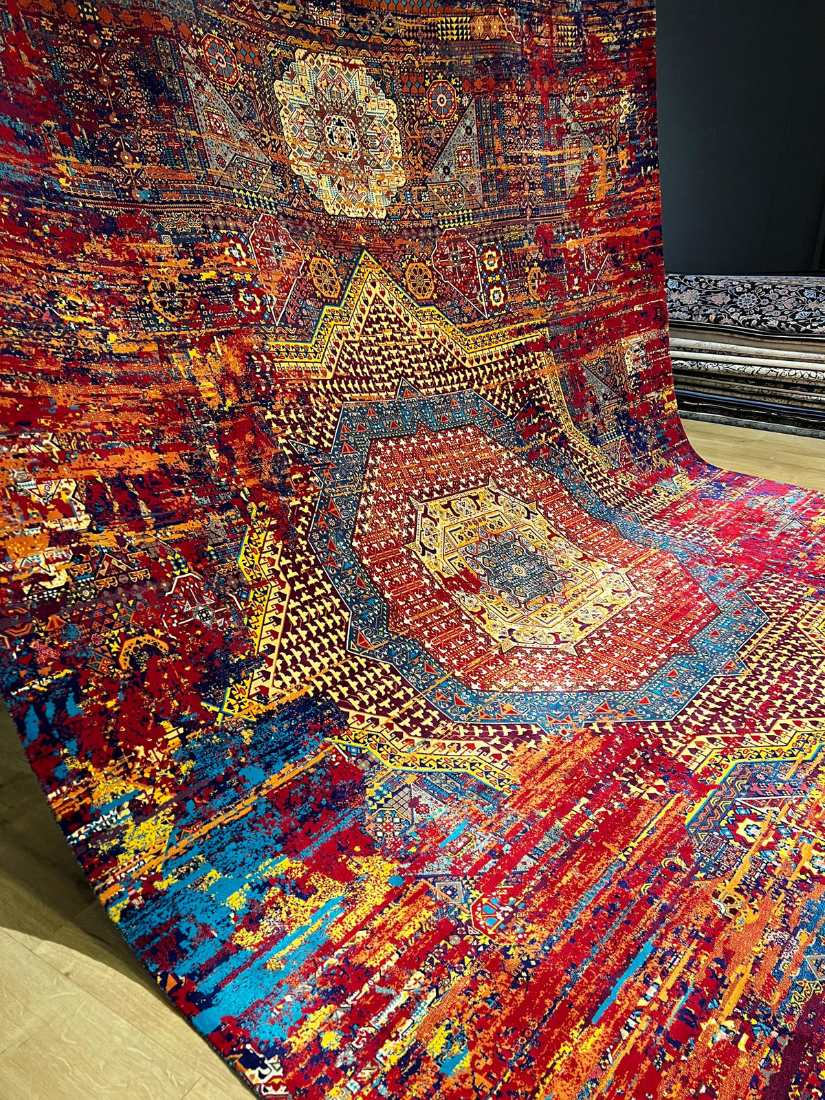 7x10 Ft Red Blue Colourful Silk Rug, Luxury Medallion Design, Traditional Pattern