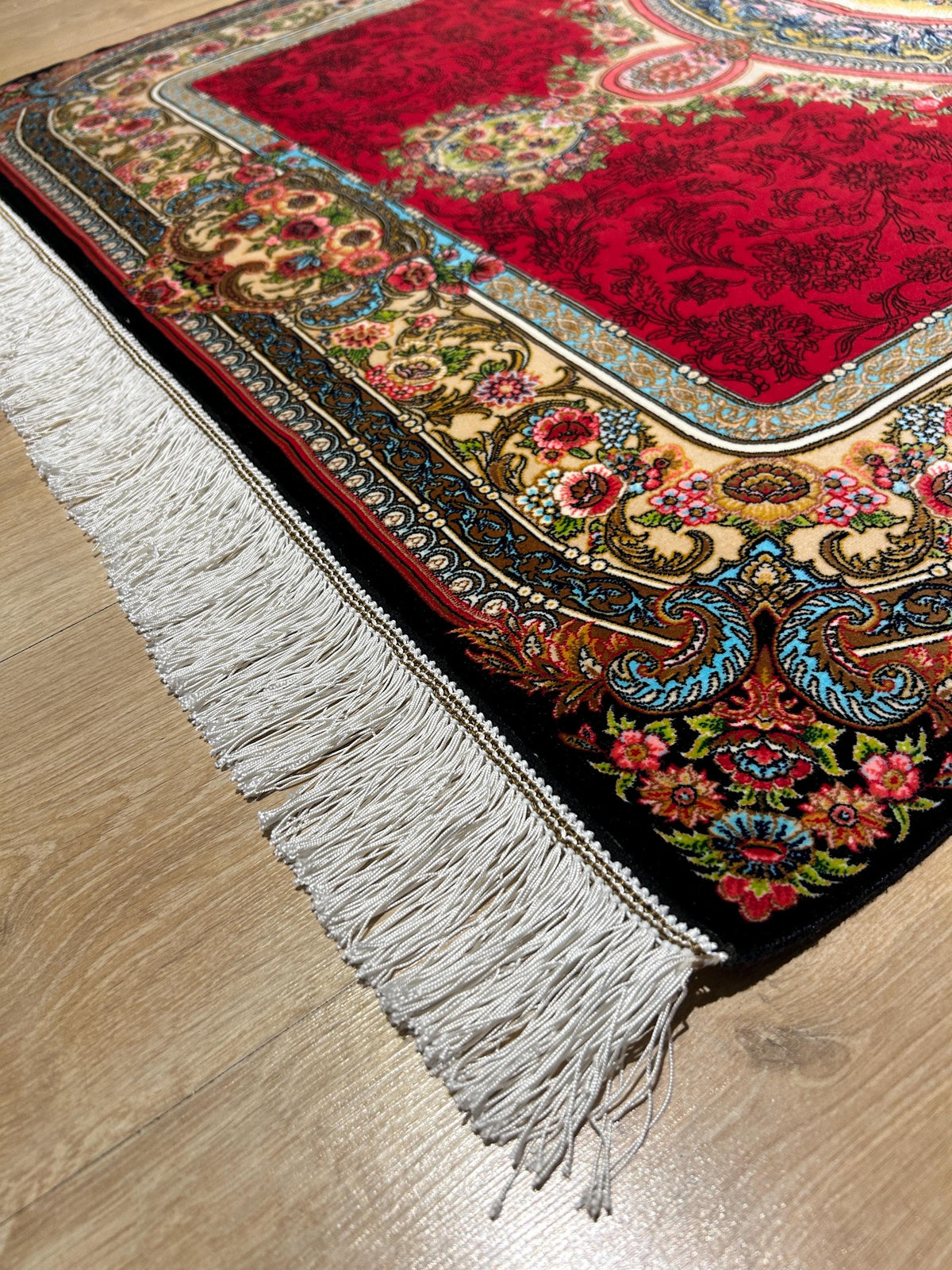 Red Silk Rug, Floral Medallion Design, Classic Silk Carpet