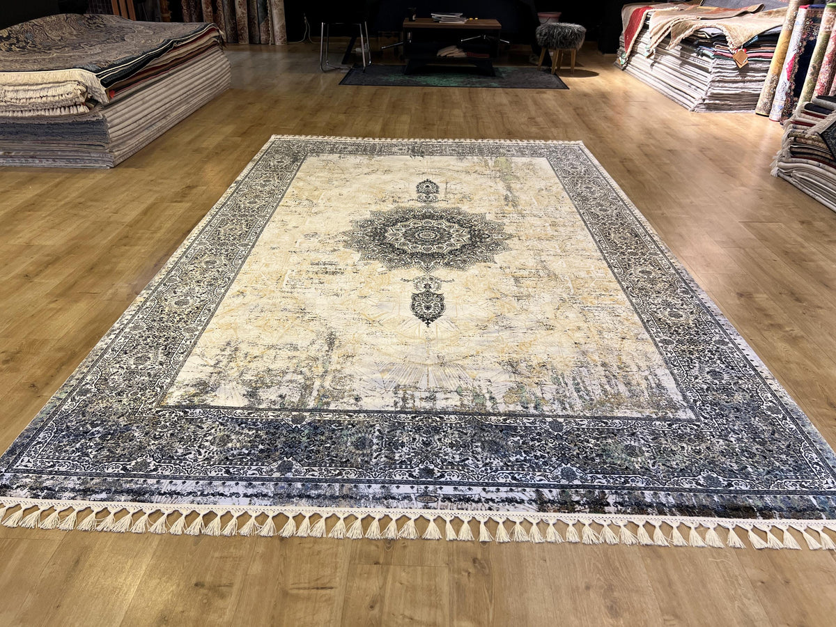 Cream Silk Rug, Grey Border Antique Medallion Classic Design