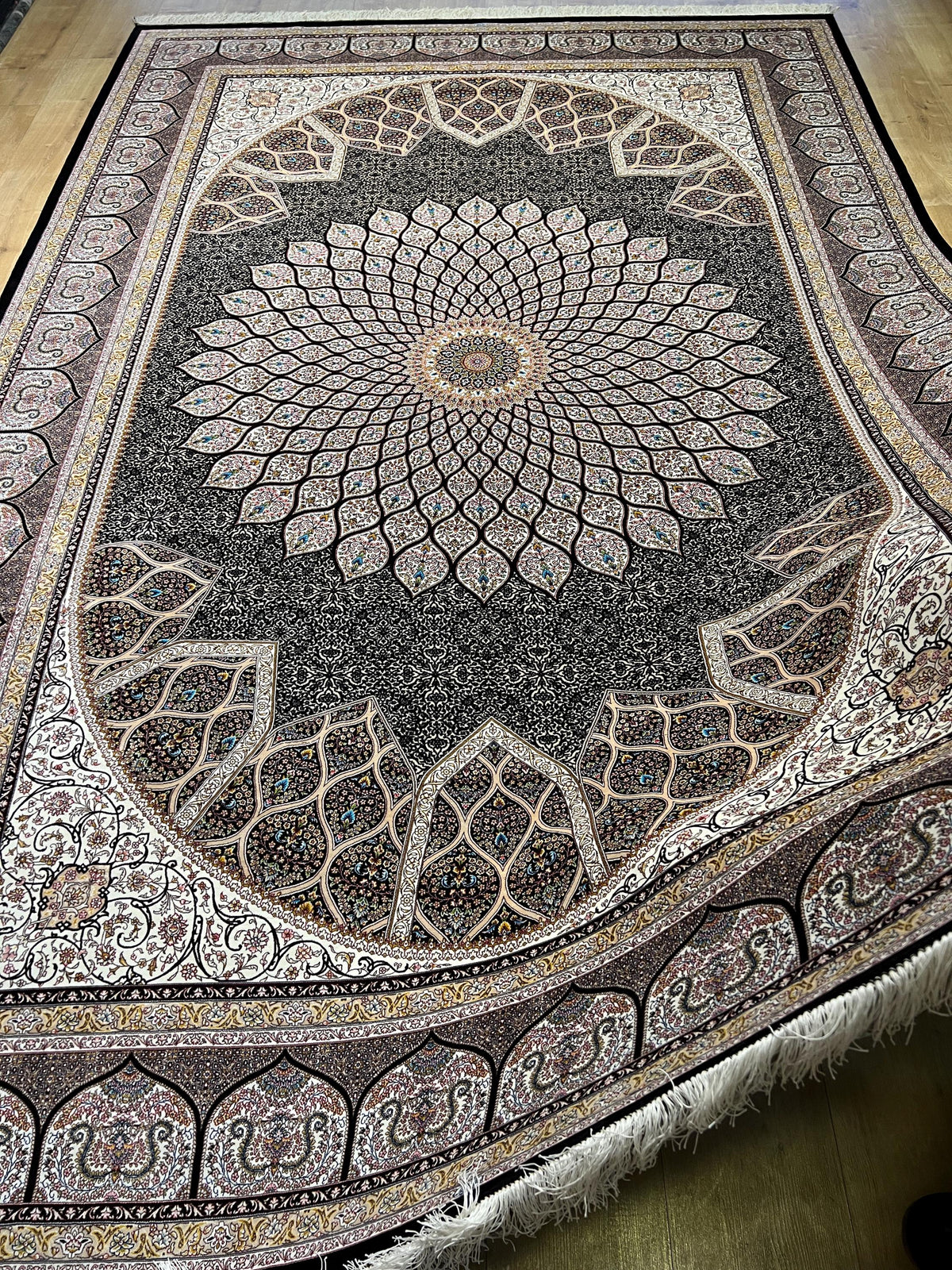 Black Silk Rug, Ivory Medallion Floral Design, Luxury Classic Carpet