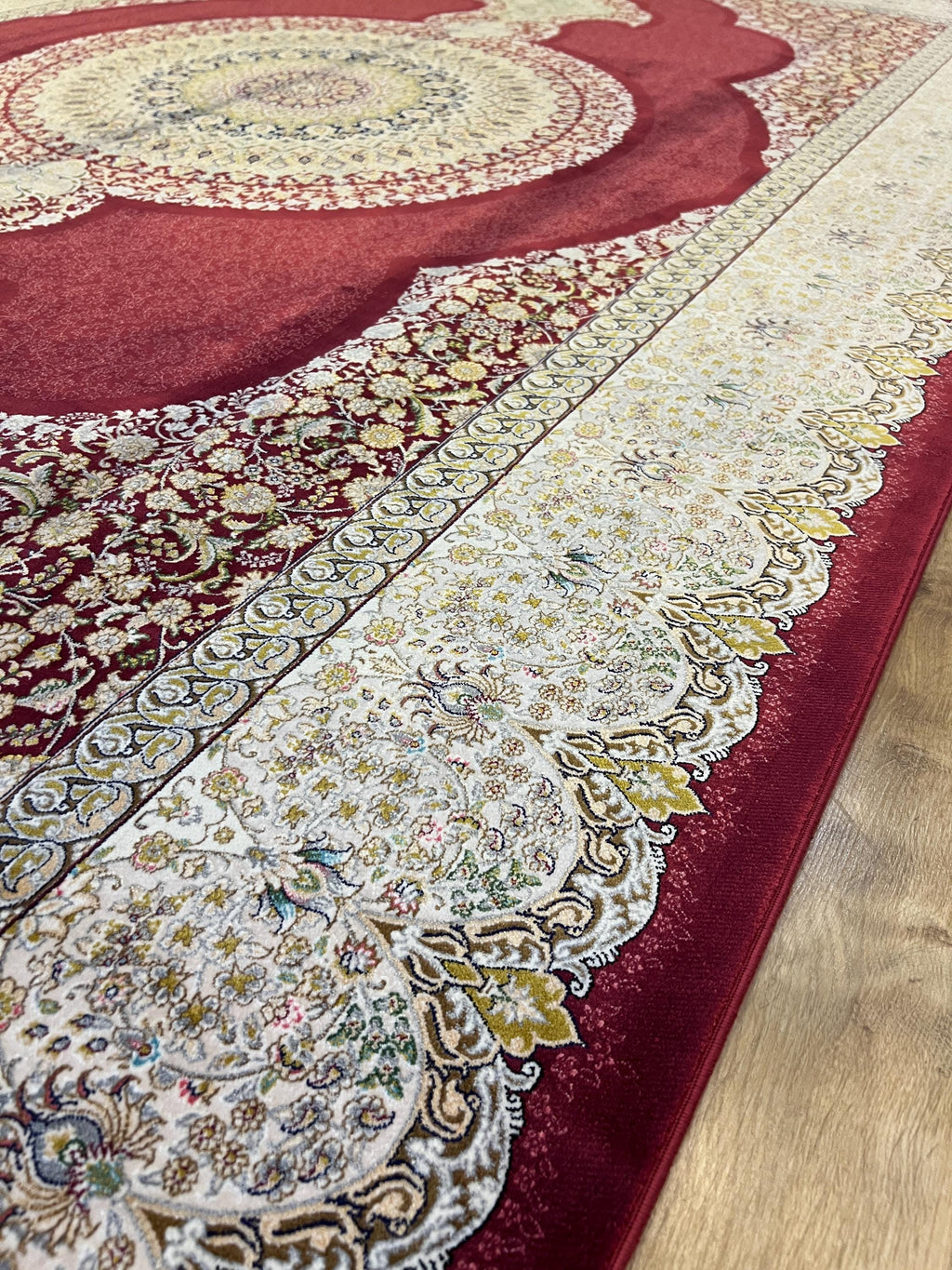 7x10 ft Red Traditional Floral Medallion Luxury Silk Rug
