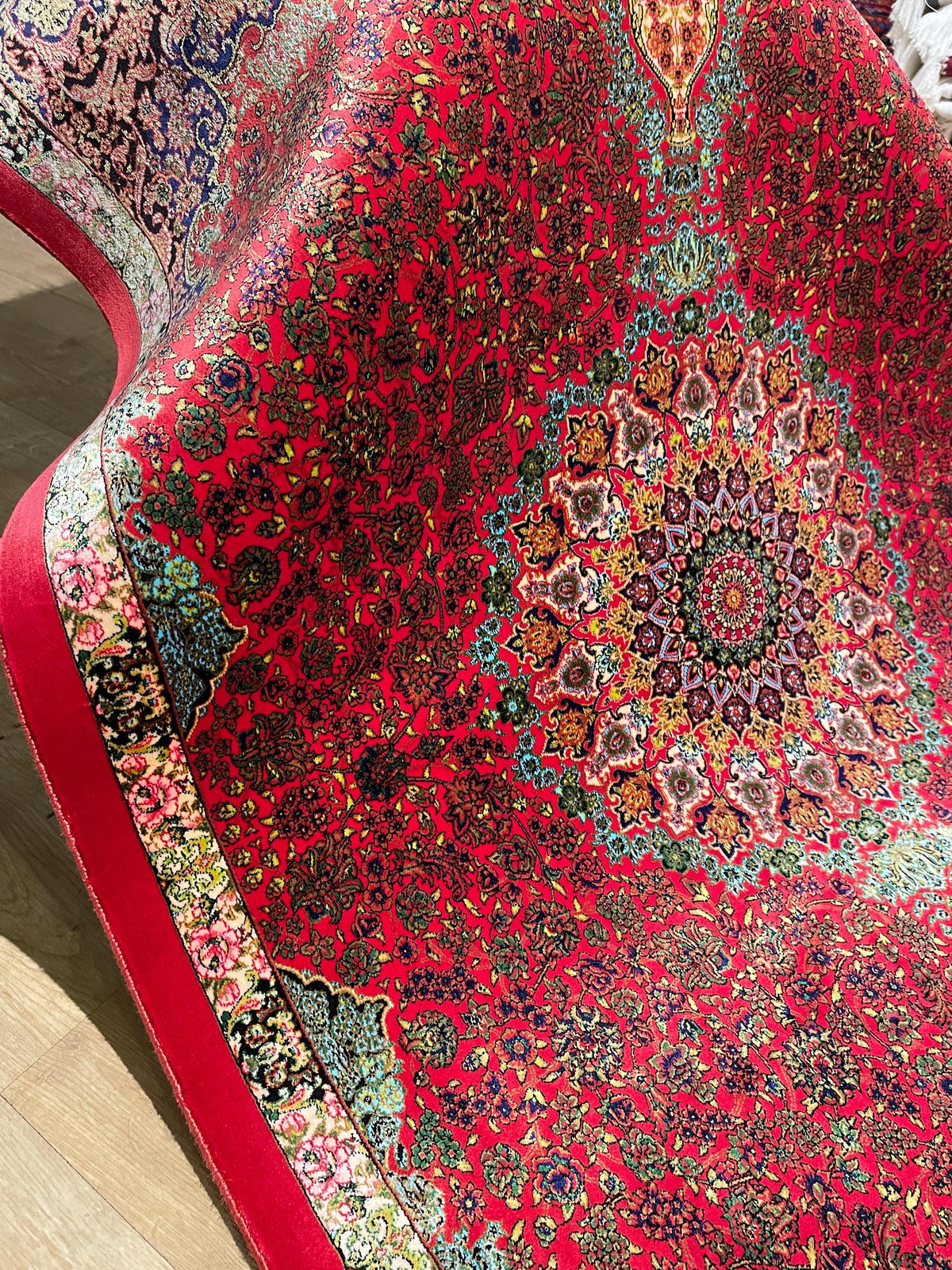 Red Small Silk Rug, Medallion Design Small Gift Carpet, Luxury Home Decor