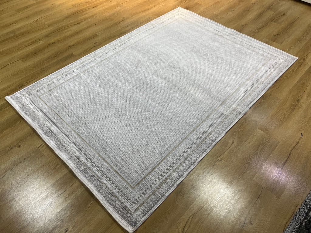 5x8 ft Gray Geometric Pattern Bamboo Rug with Gold Lines