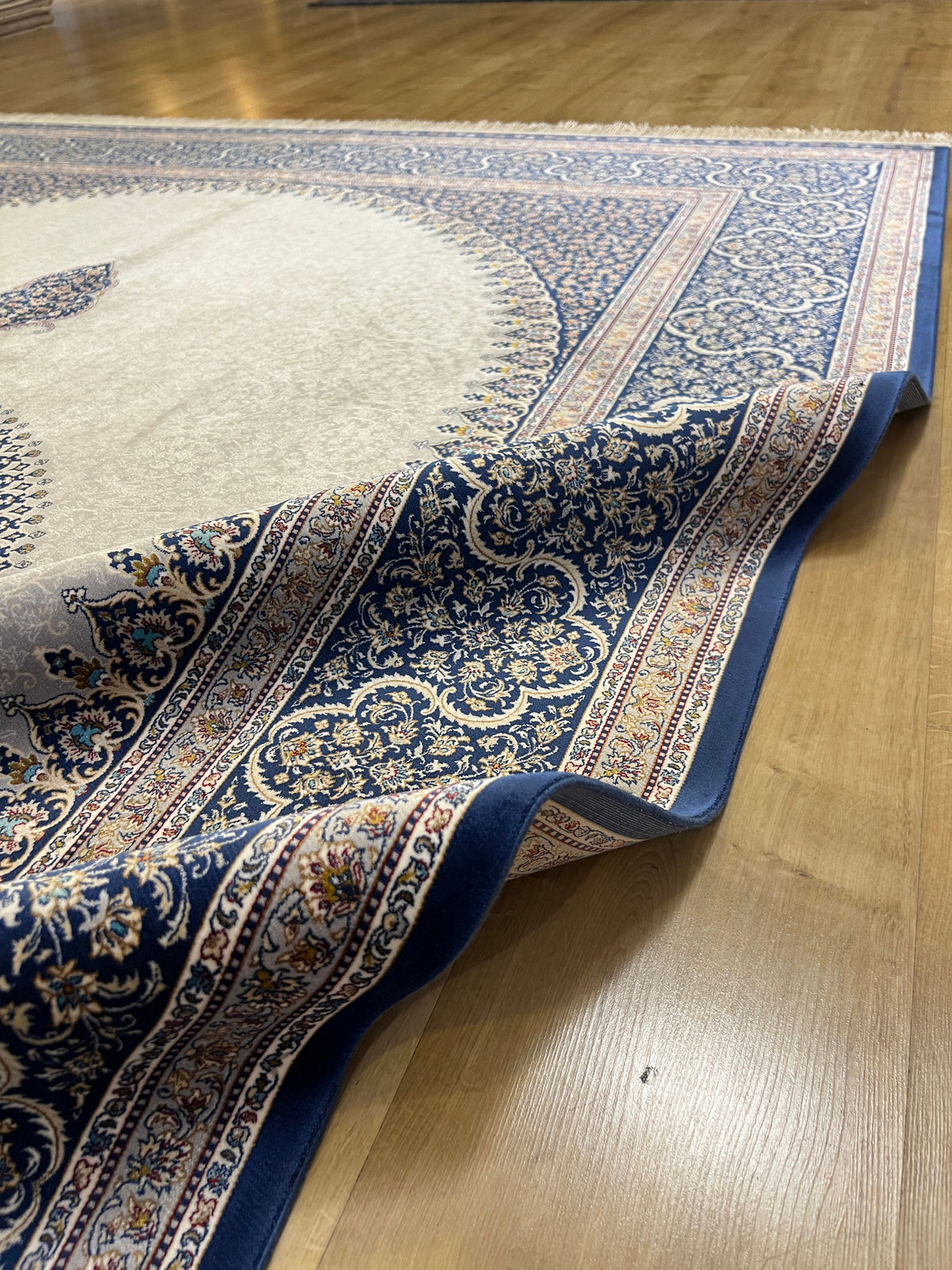 7x10 ft Grey Silk Rug, Navy Medallion and Border, Classic Design