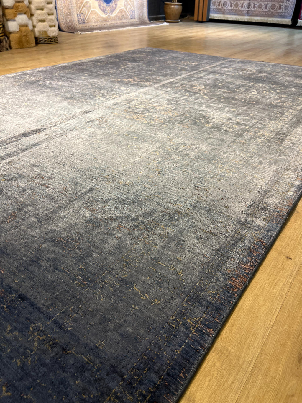 7x10 ft Gold Gray and Smoky Colors Bamboo Modern Carpet, Antique Distressing Pattern