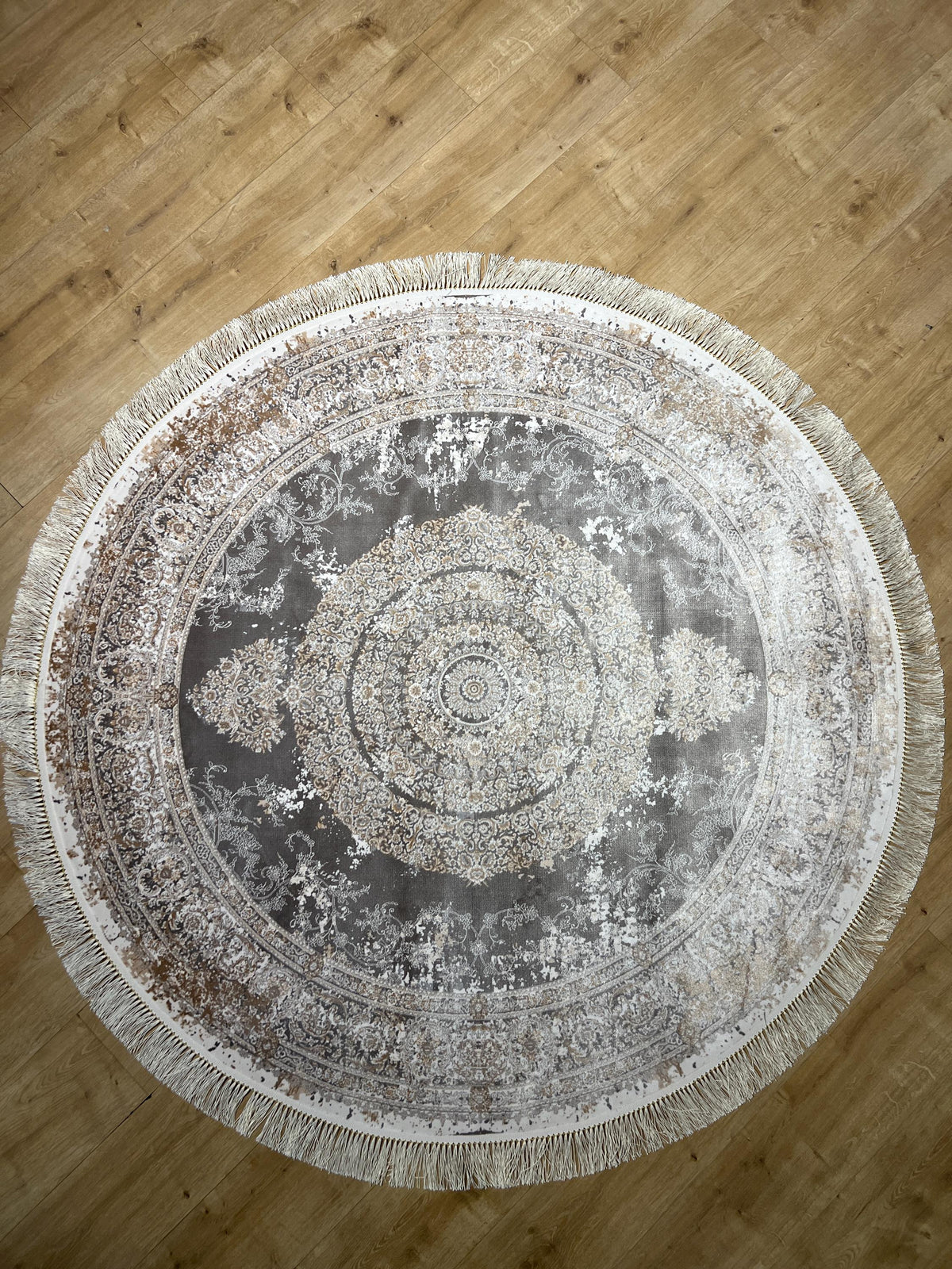 5x5 Ft Gray Brown Silk Rug, Medallion Design, Classic Luxury Area Rug