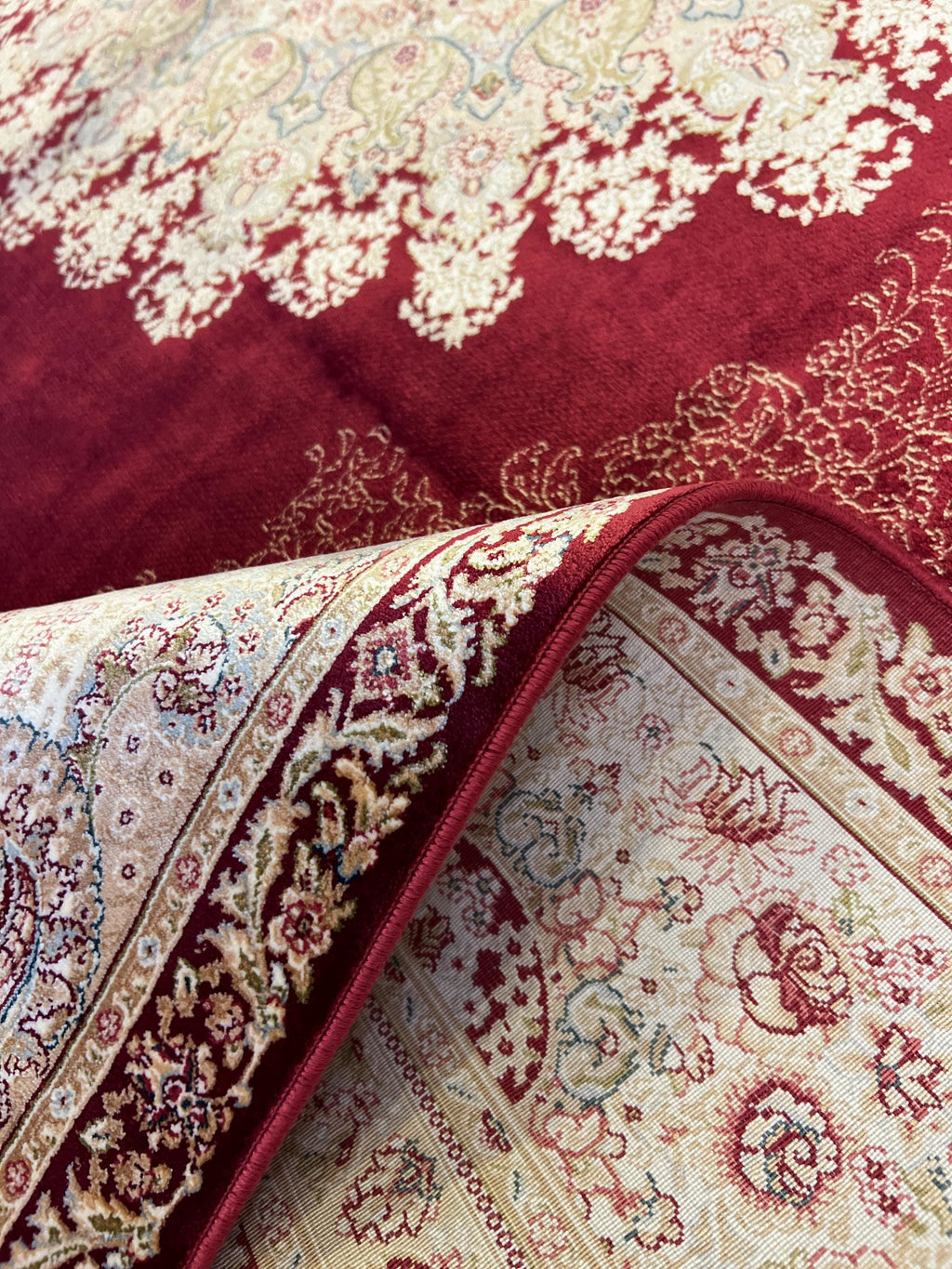 5x8 ft Red Silk Rug, Grand Gold Medallion, Classic Turkish Style, Luxury Carpet