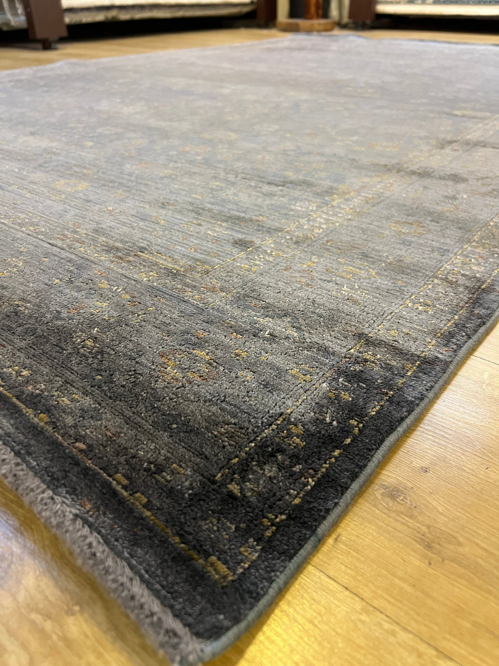 Smoked Gray  Bamboo Rug, Distressed Pattern Traditional Rug, Luxury Home Decor