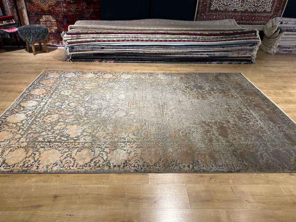 5x8 ft Brown Gray Bamboo Rug with Antique Distressed Design
