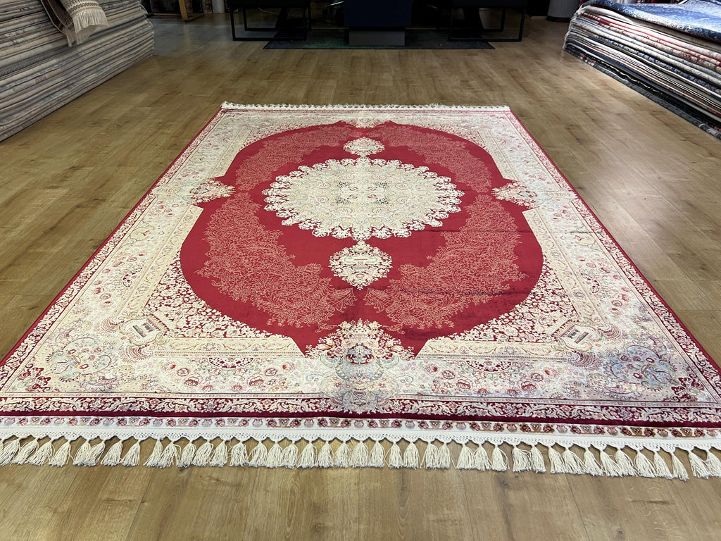 5x8 ft Red Silk Rug, Grand Gold Medallion, Classic Turkish Style, Luxury Carpet