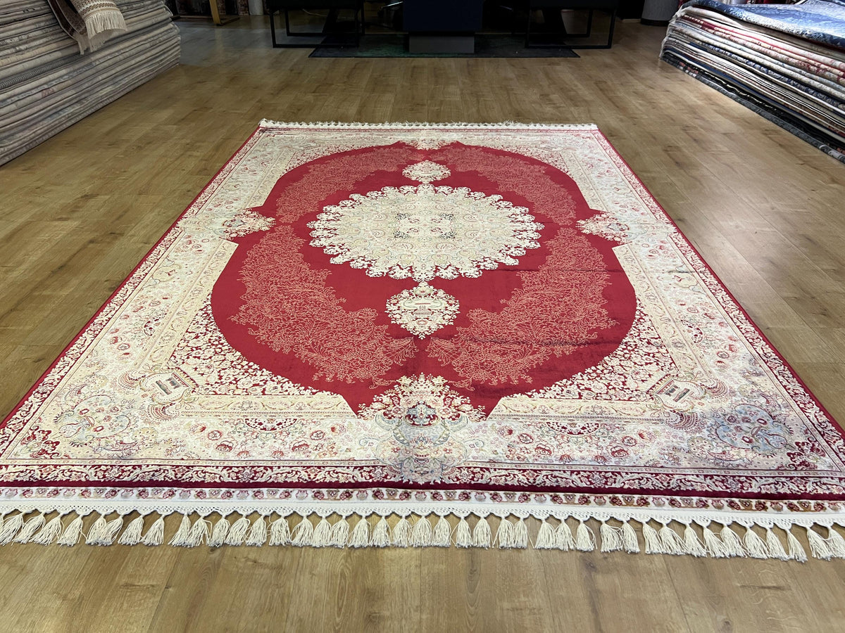 5x8 ft Red Silk Rug, Grand Gold Medallion, Classic Turkish Style, Luxury Carpet