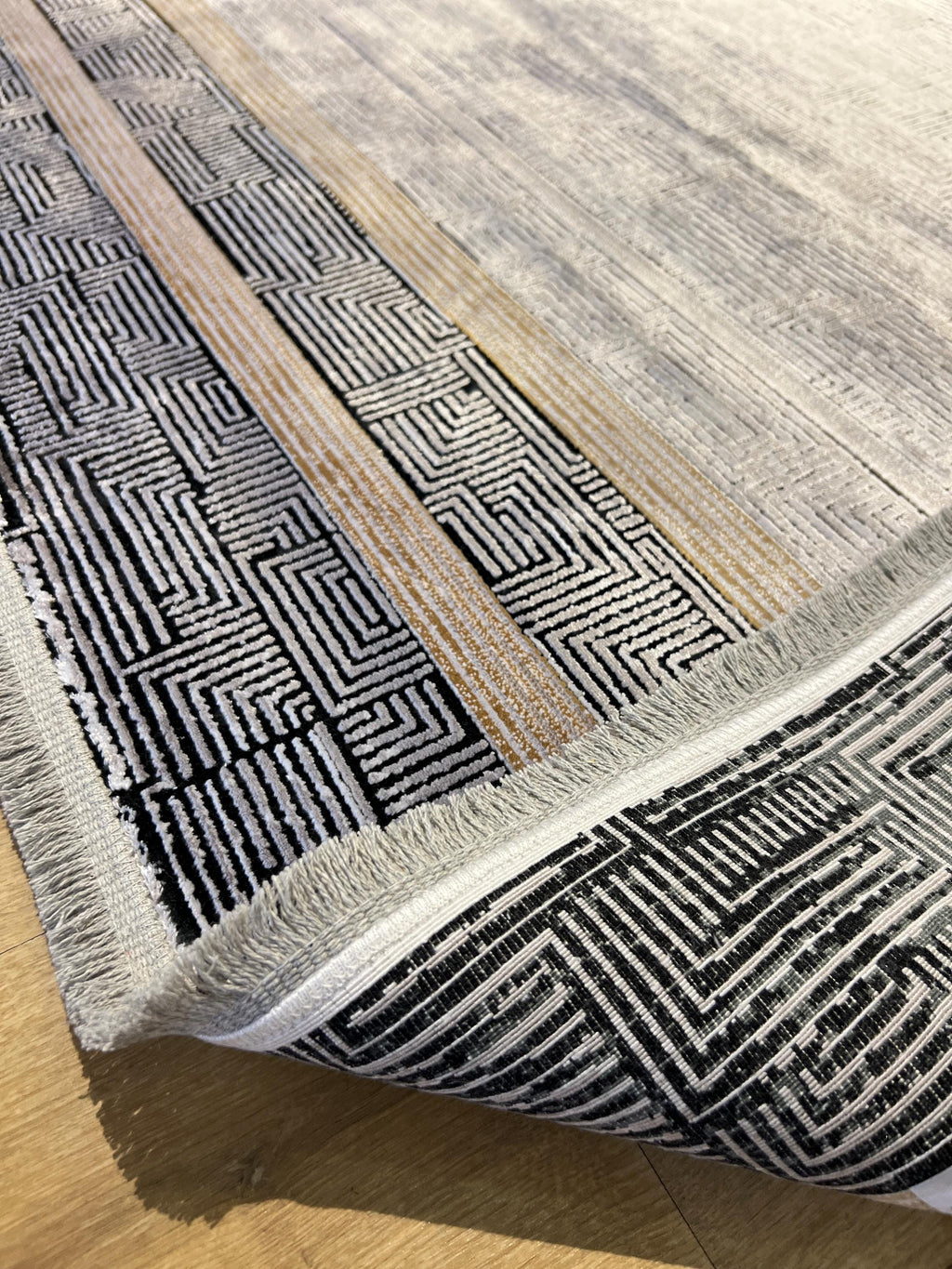 8x11 ft Gray Modern Bamboo Rug with Gold Border Design