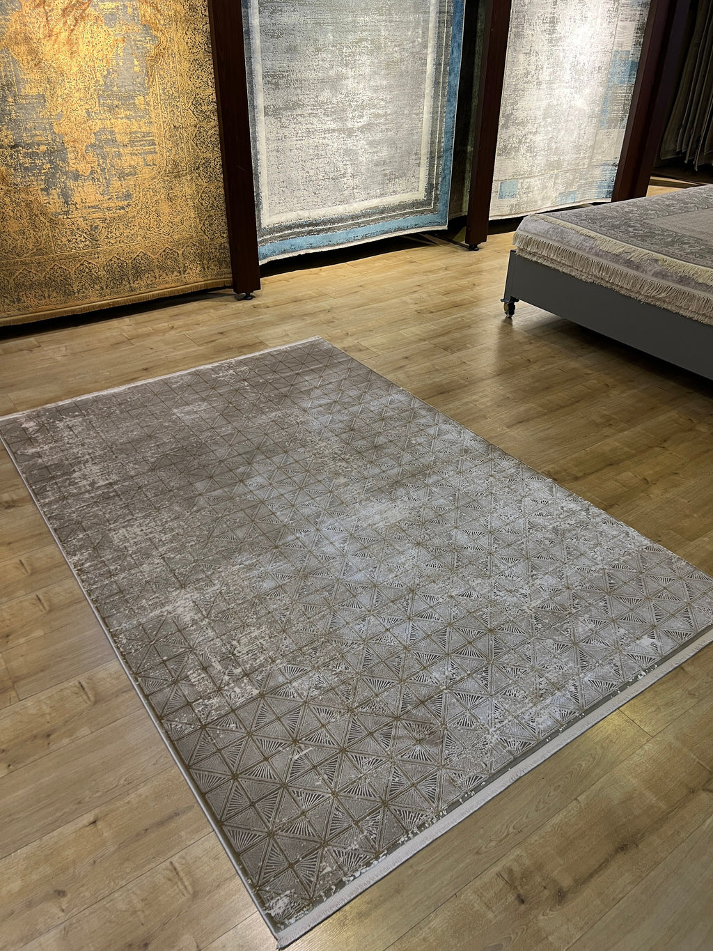 5x8 ft Gold Beige Geometric Modern Bamboo Area Rug