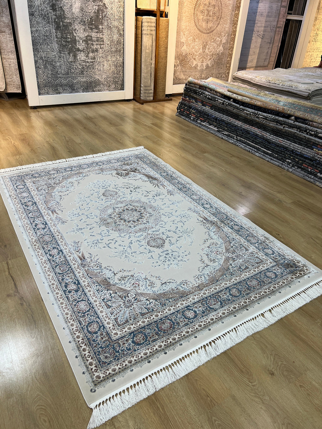 5x8 ft Ivory Silk Rug with Blue Border and Medallion, Classic Turkish Style