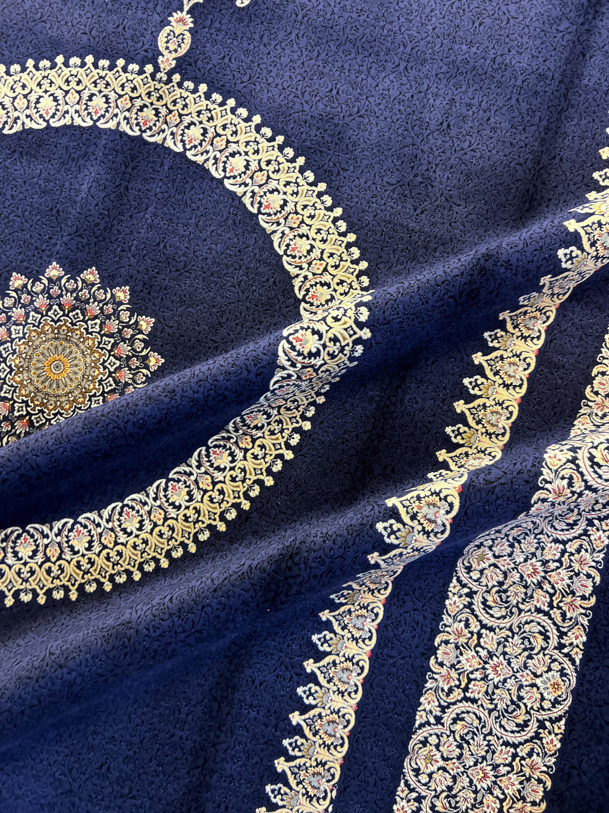 7x10 ft Navy Silk Rug with Grey Medallion and Border, Classic Luxury Home Decor