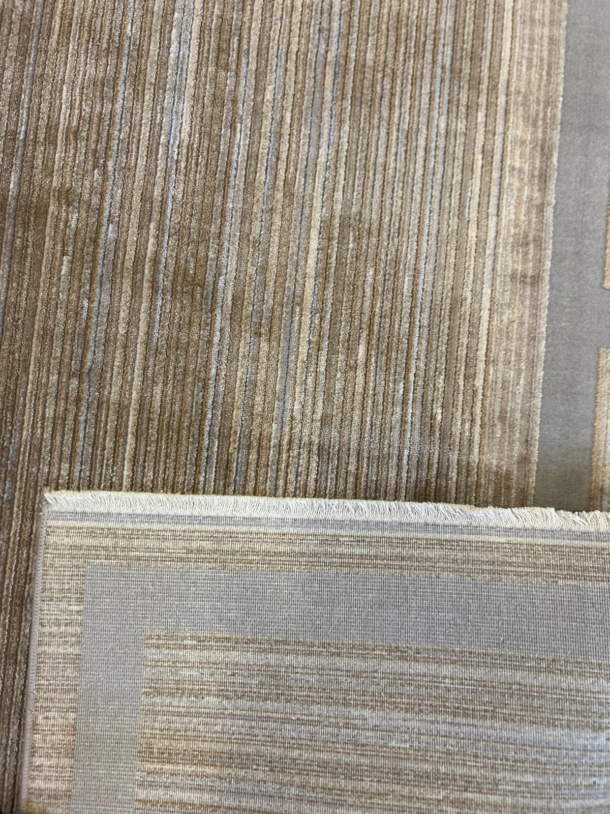 5x8 Ft Gold Brown Bamboo Rug with Modern Gray Border Design