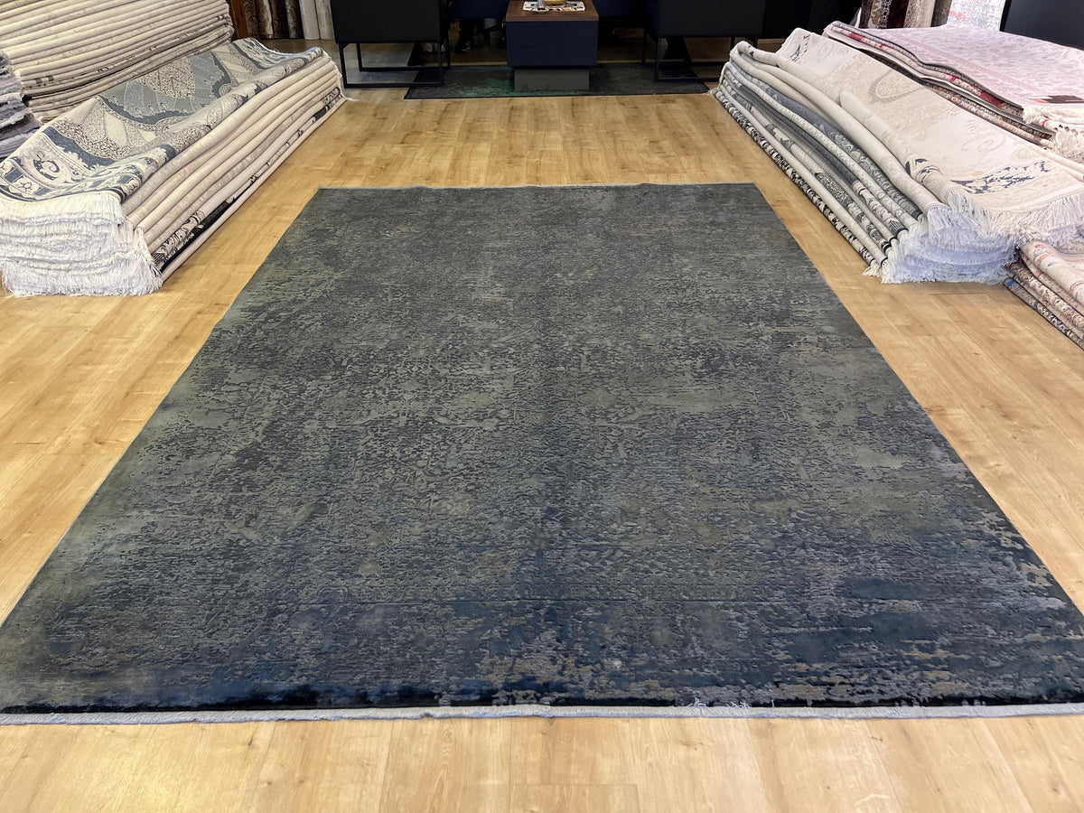 Dark Gray Bamboo Rug with Antique Distressed Design