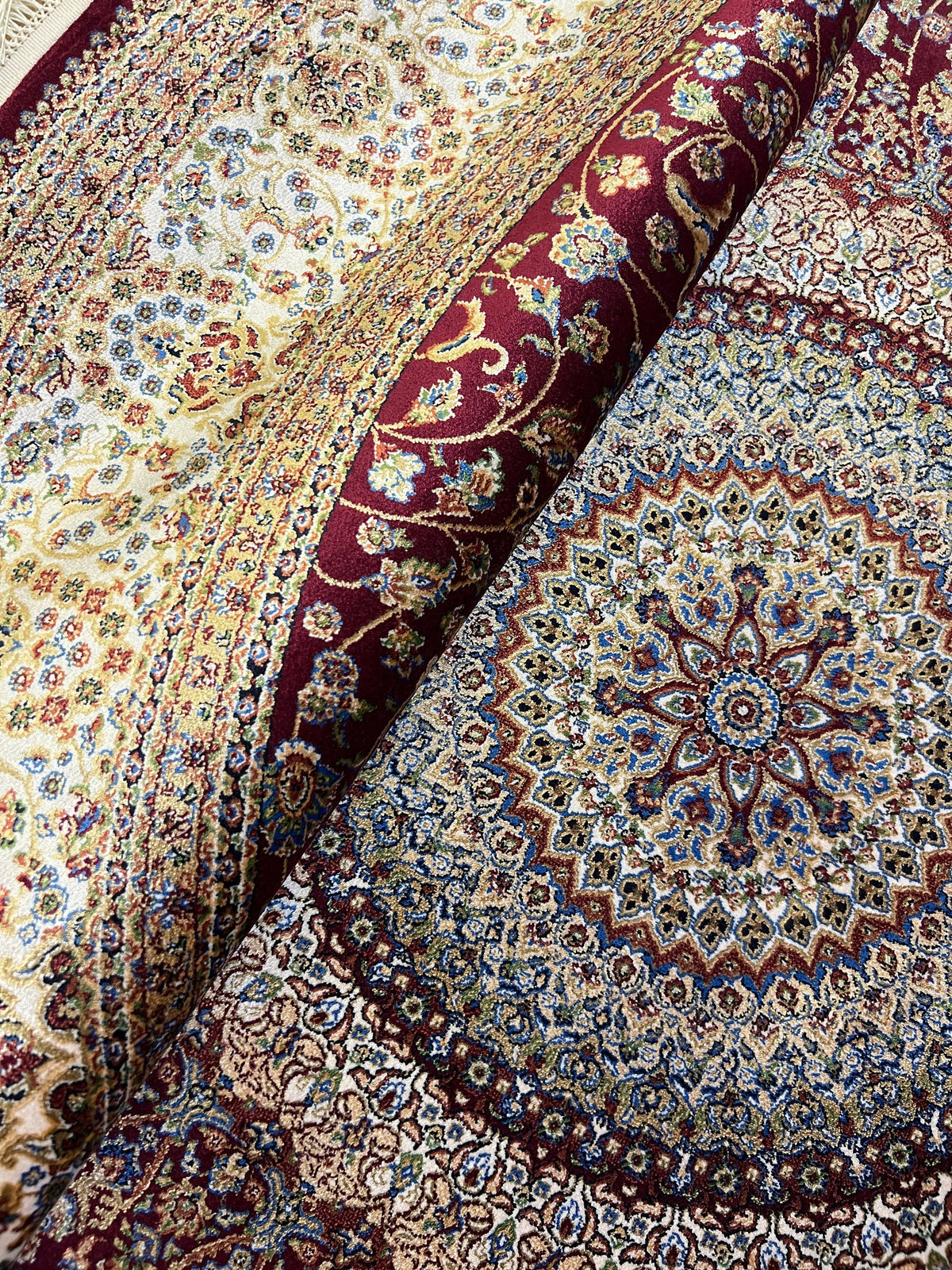5x5 Ft Round Red Turkish Style Silk Rug, Classic Luxury Medallion Design