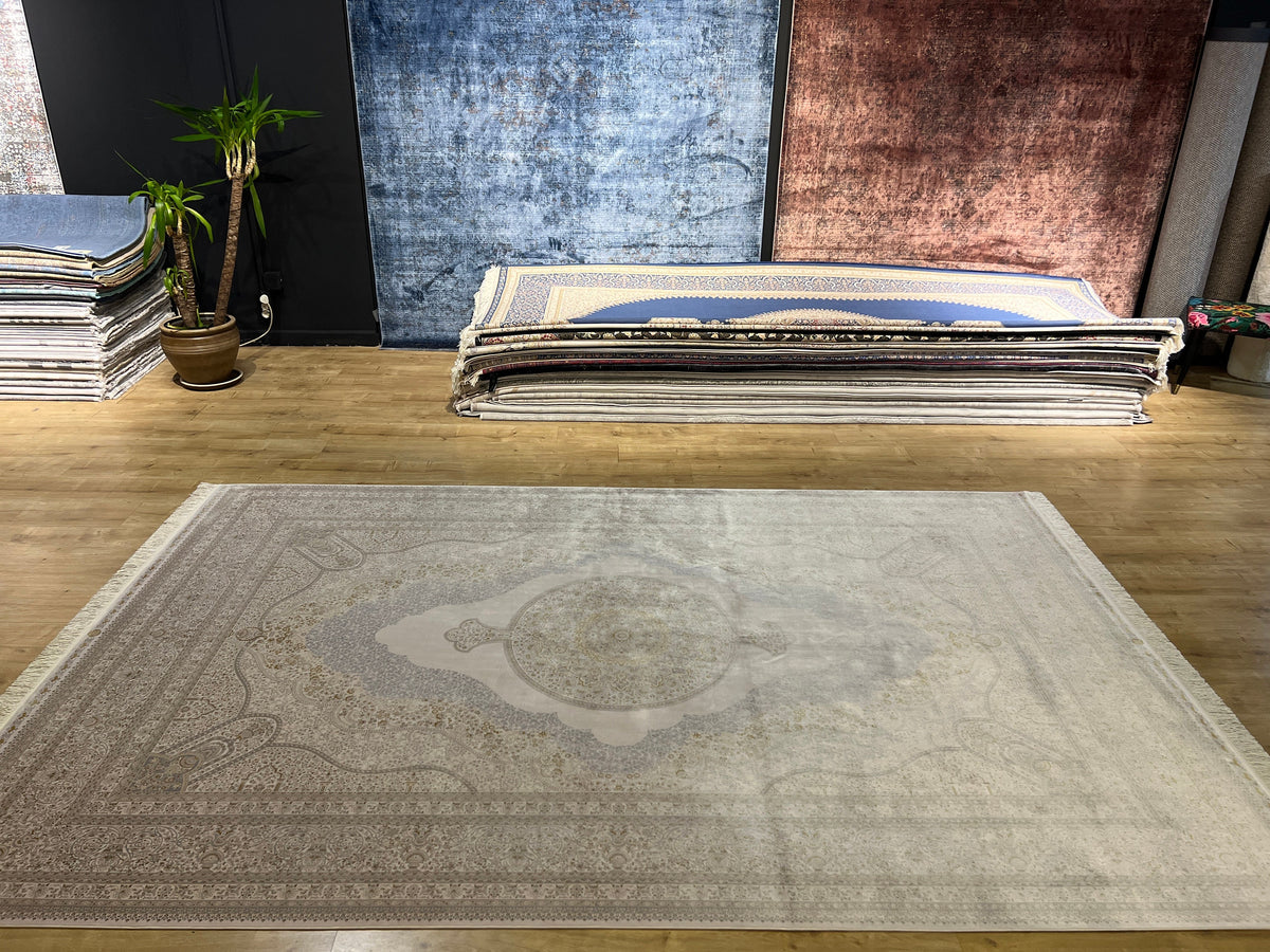 7x10 ft Ivory Silk Rug with Grey Gold Medallion, Luxury Classic Floral Design