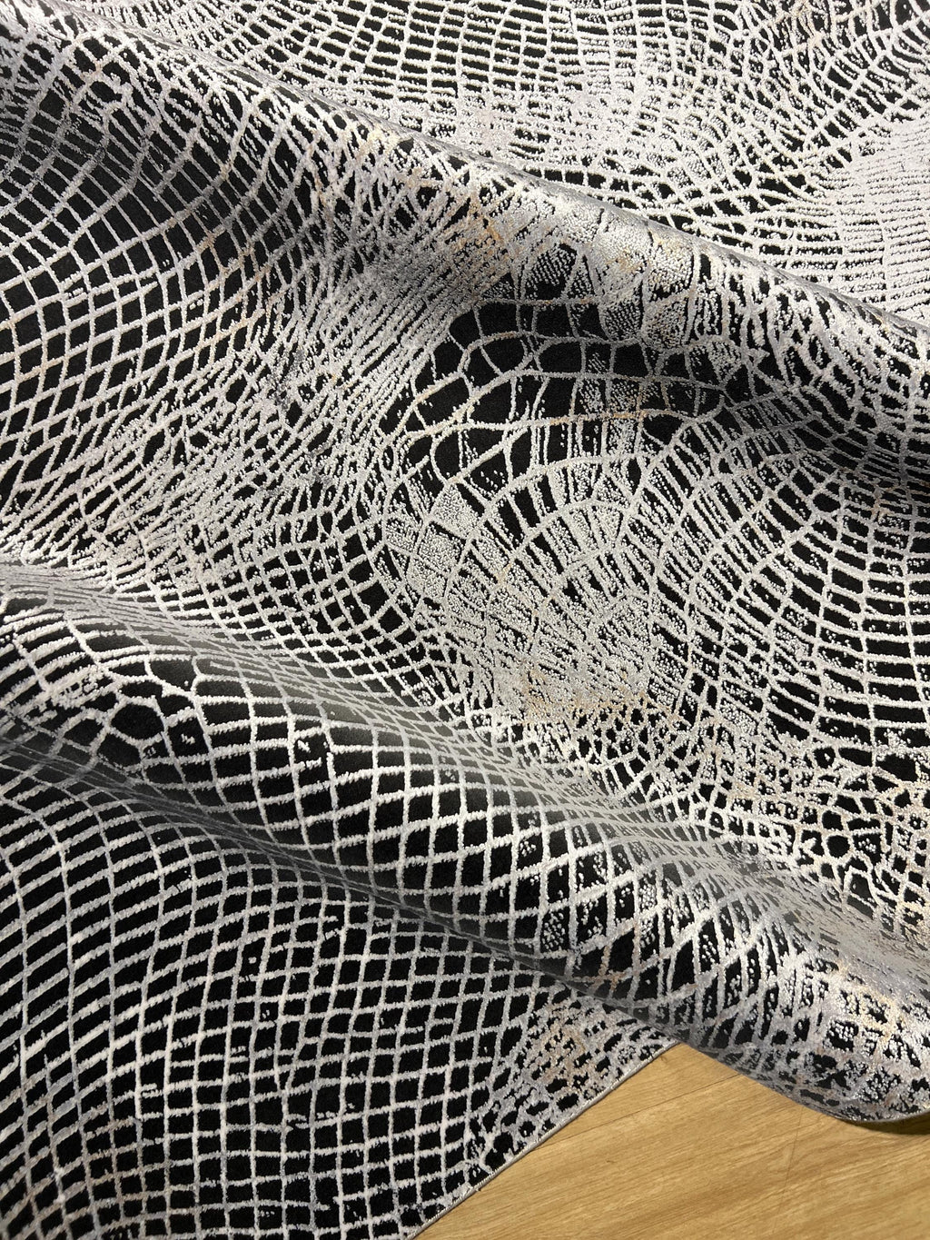 7x10 Ft Gray Abstract Line Bamboo Area Rug
