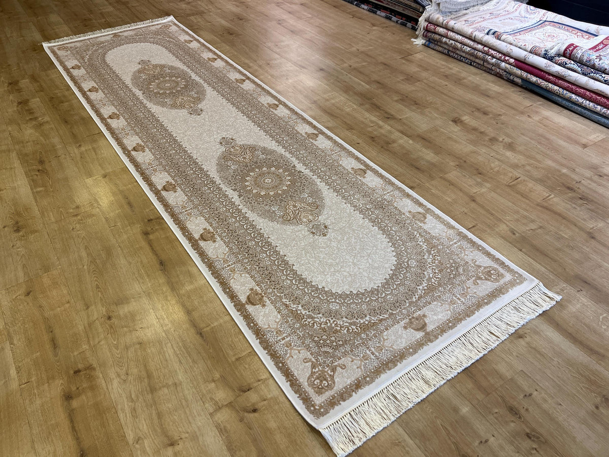Cream Gold Medallion Silk Runner Rug, 3x10 ft, Classic Luxury Hallway Rug