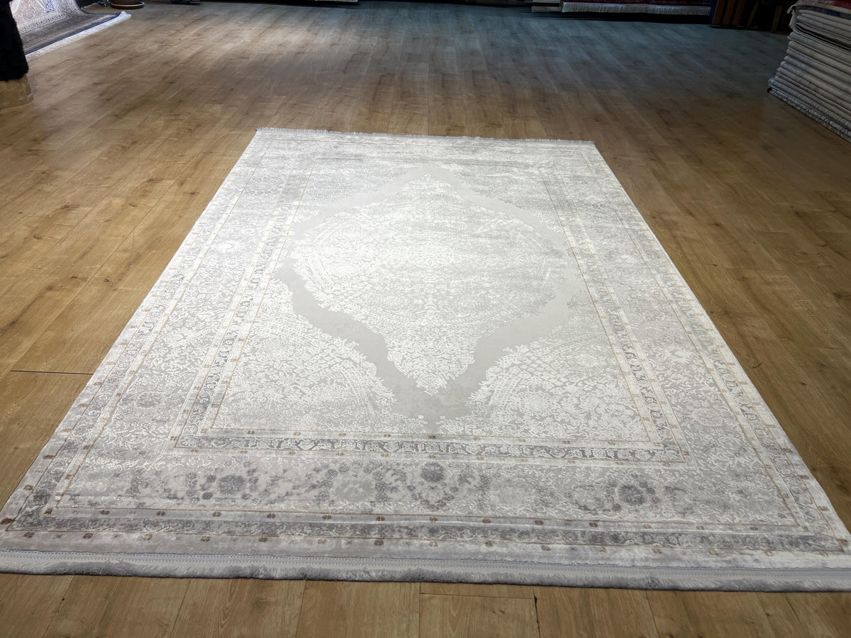 Gray Silver Bamboo Area Rug, Turkish Medallion Design Carpet (5x8 ft)
