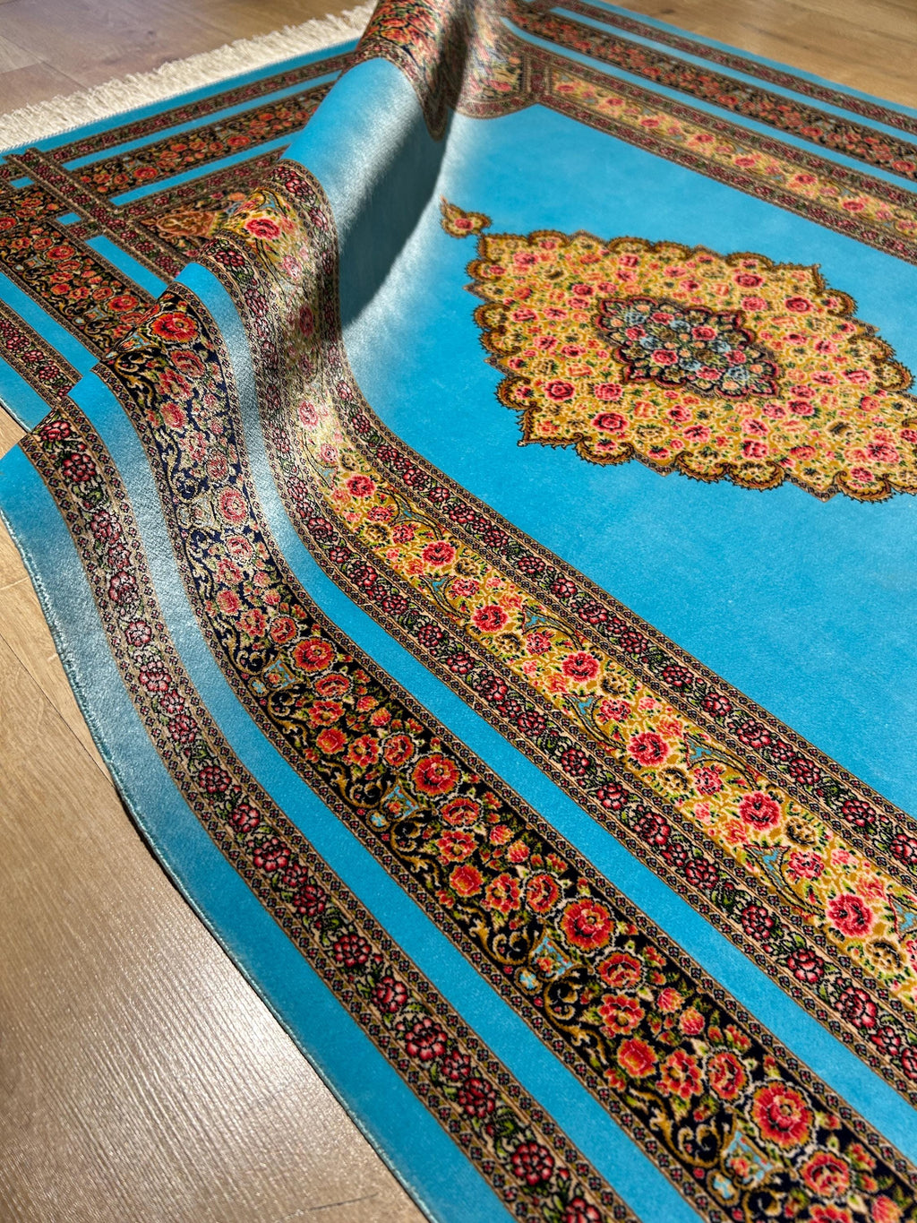 Blue Silk Rug, Floral Medallion and Border Design Classic Luxury Silk Carpet