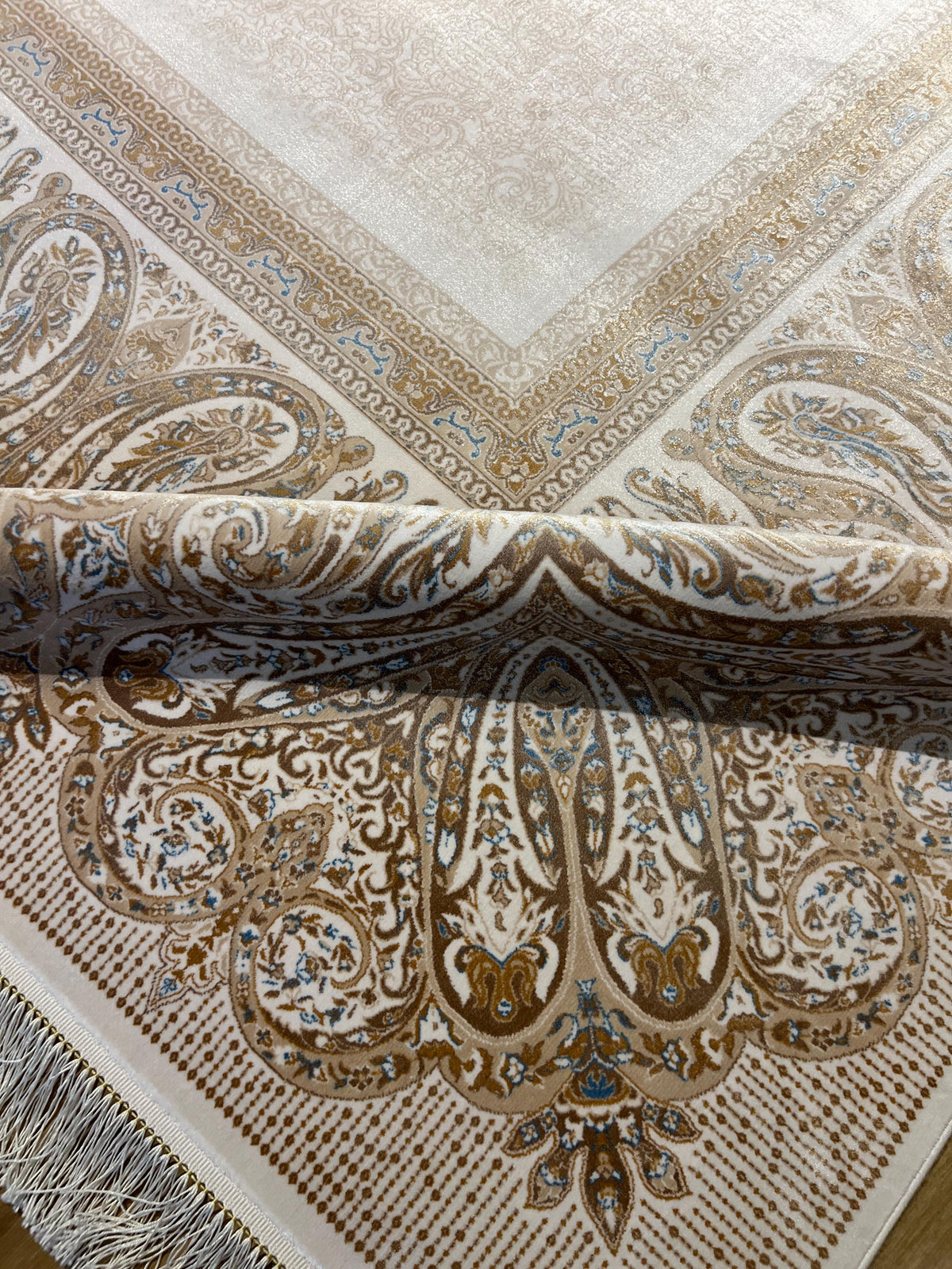 Cream Gold Silk Carpet, 8x11 ft, Luxury Silk Rug, Home Decor