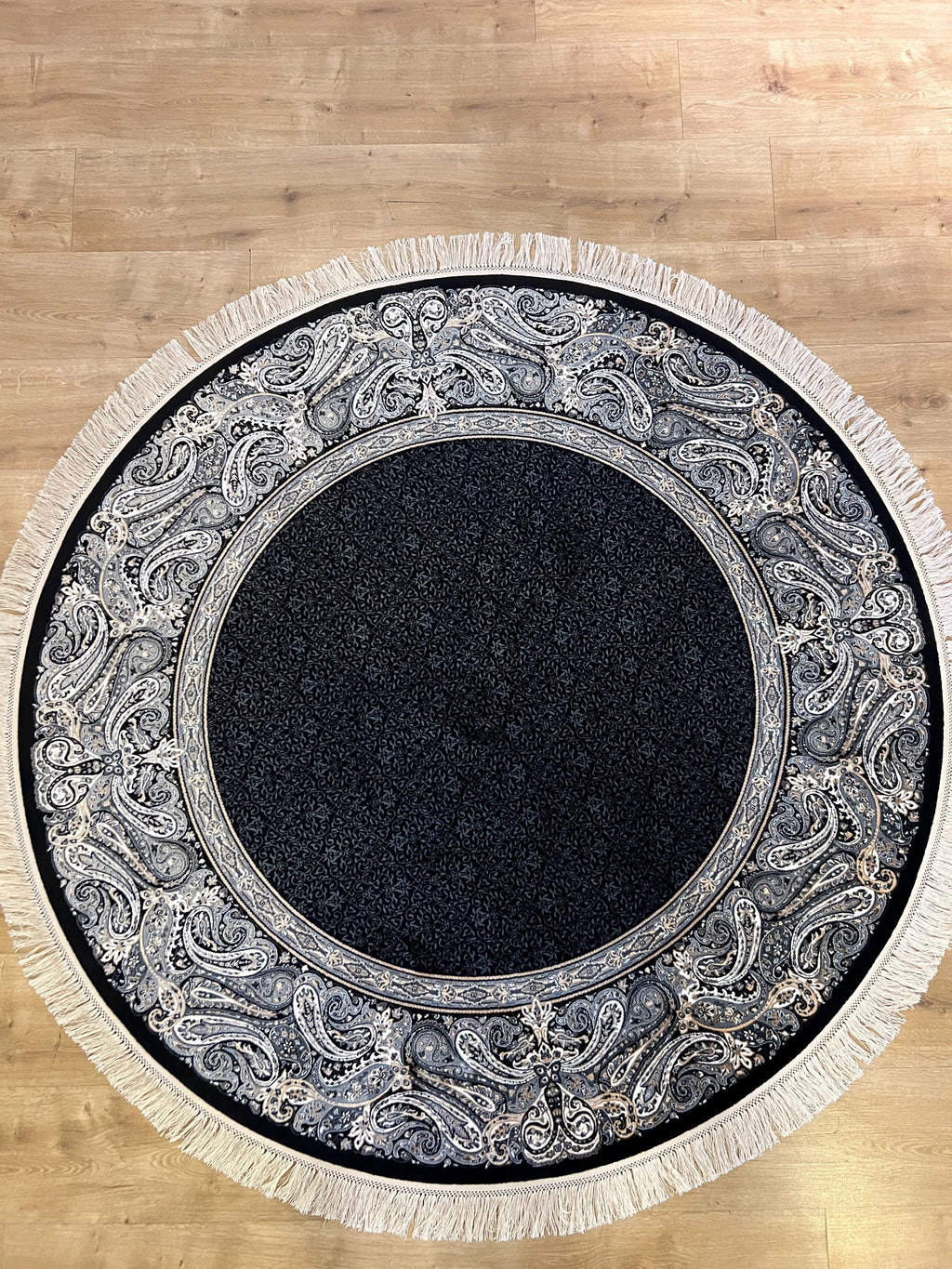 5x5 Ft Round Black Gray Silk Rug, Framed Border Design, Classic Luxury Area Rug