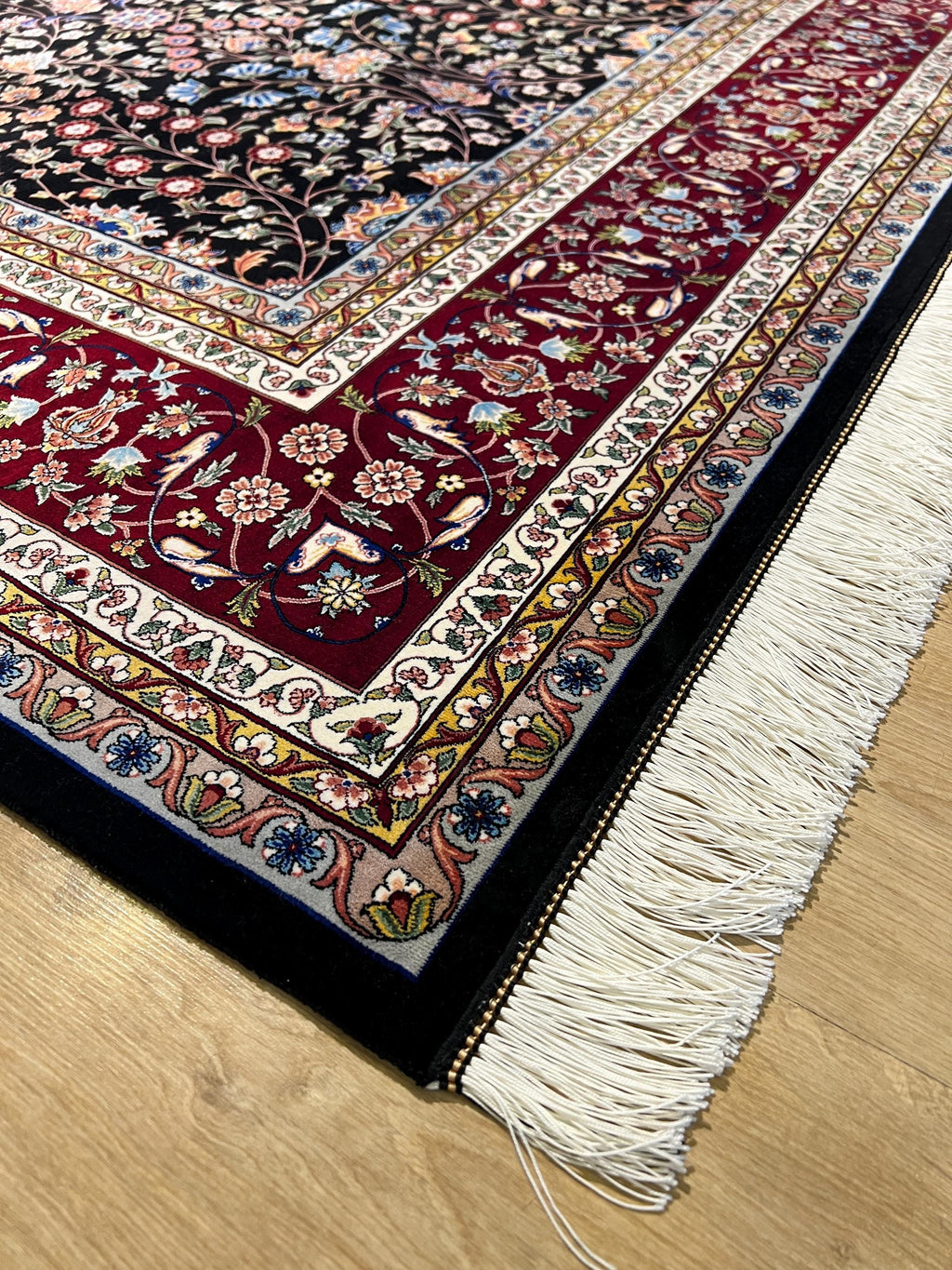 7x10 Ft Black Traditional Silk Rug With Red Border, Floral Classic Design