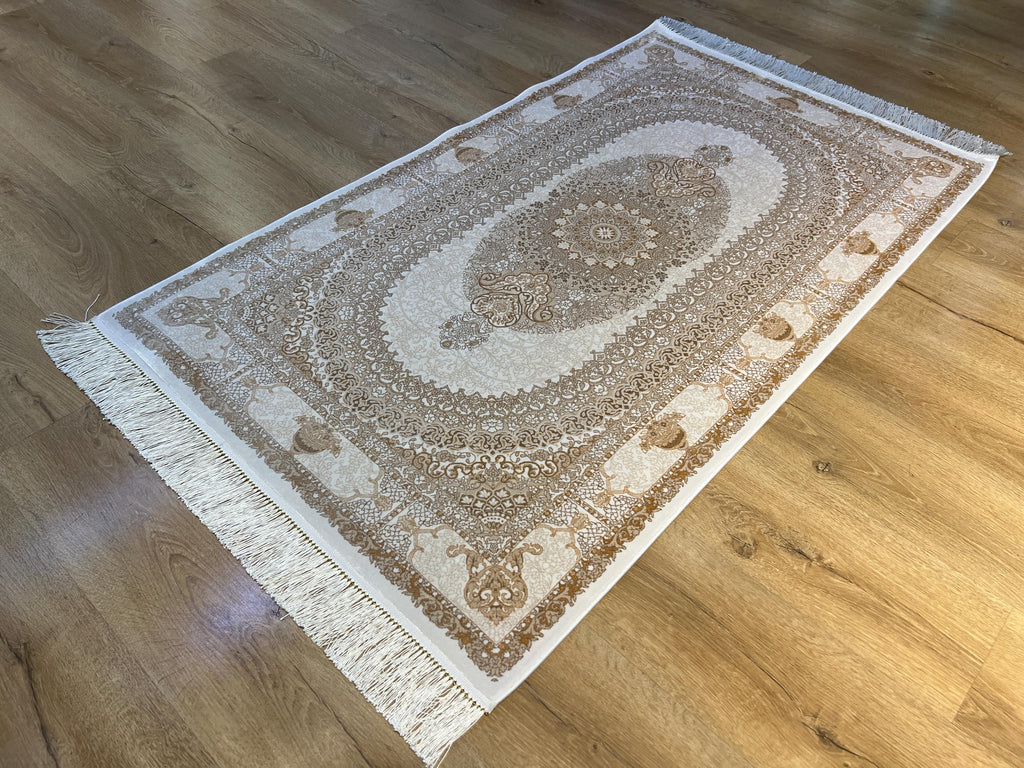 Cream Gold Medallion Silk Rug, 3x5 ft, Classic Luxury Small Area Rug