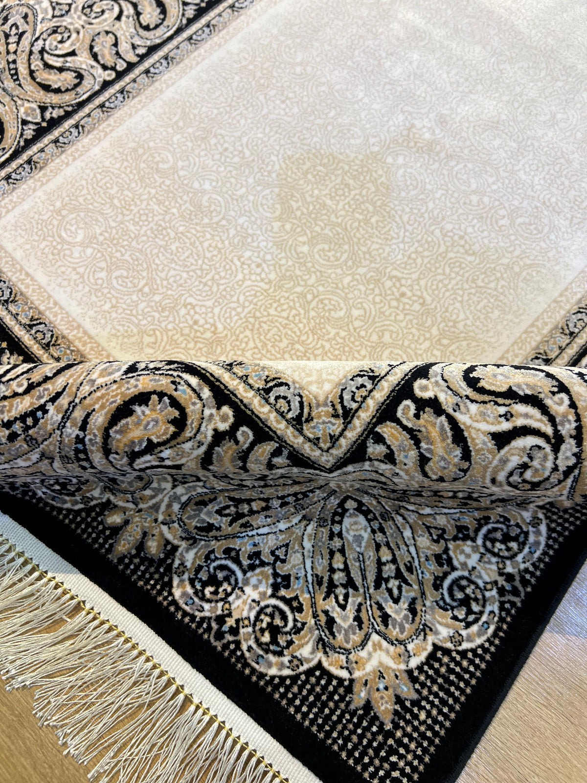 Cream Silk Rug with Black Border, 3x5 ft, Classic Luxury Small Rug