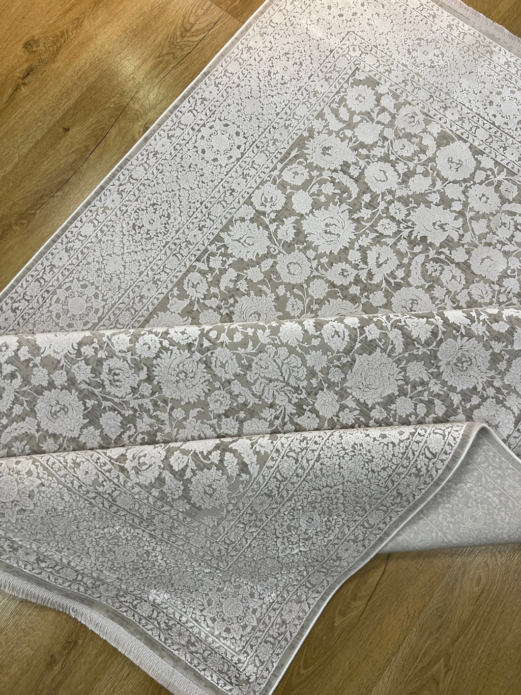 White Floral Bamboo Rug 5x8 ft, Turkish Carpet