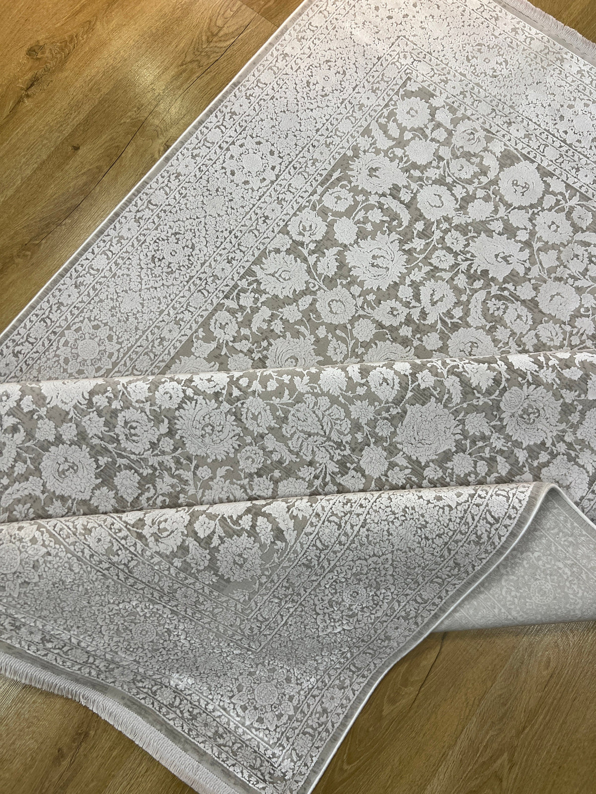 White Floral Bamboo Rug 5x8 ft, Turkish Carpet