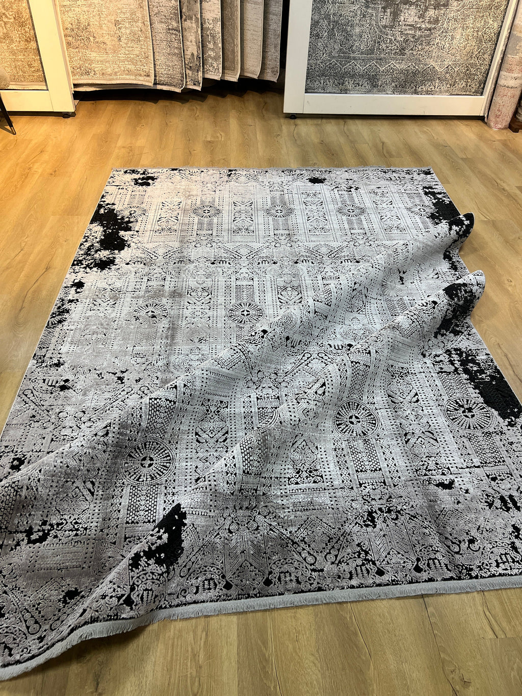 7x10 Ft Gray Traditional Ethnic Pattern Distressed Bamboo Rug