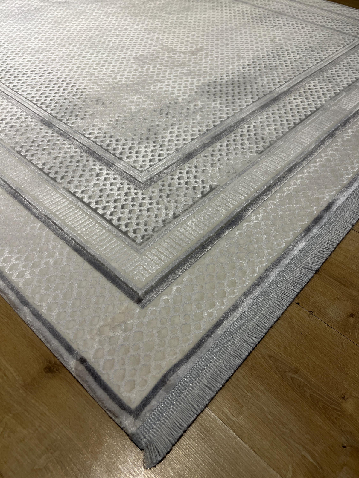 5x8 ft Gray Bamboo Rug, Minimalist Frame Design, Modern Style