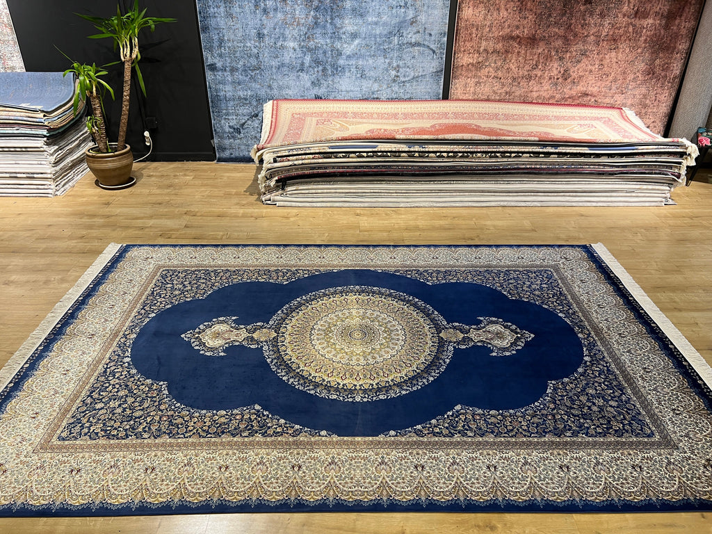 7x10 ft Blue Silk Rug, Classic Medallion Design, Luxury Turkish Style