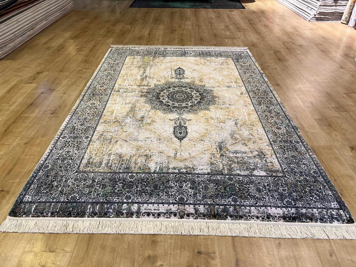 Cream Silk Rug, Grey Border Antique Medallion Classic Design