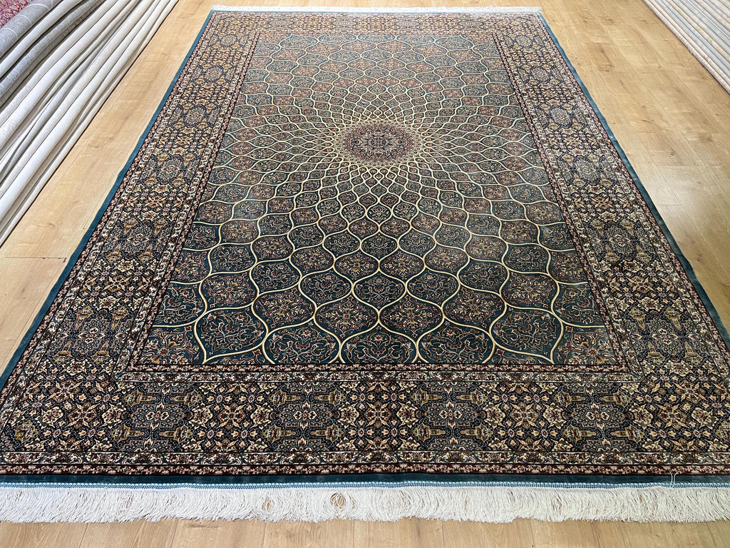7x10 Ft Blue Silk Rug, Classic Medallion Design, Traditional Pattern