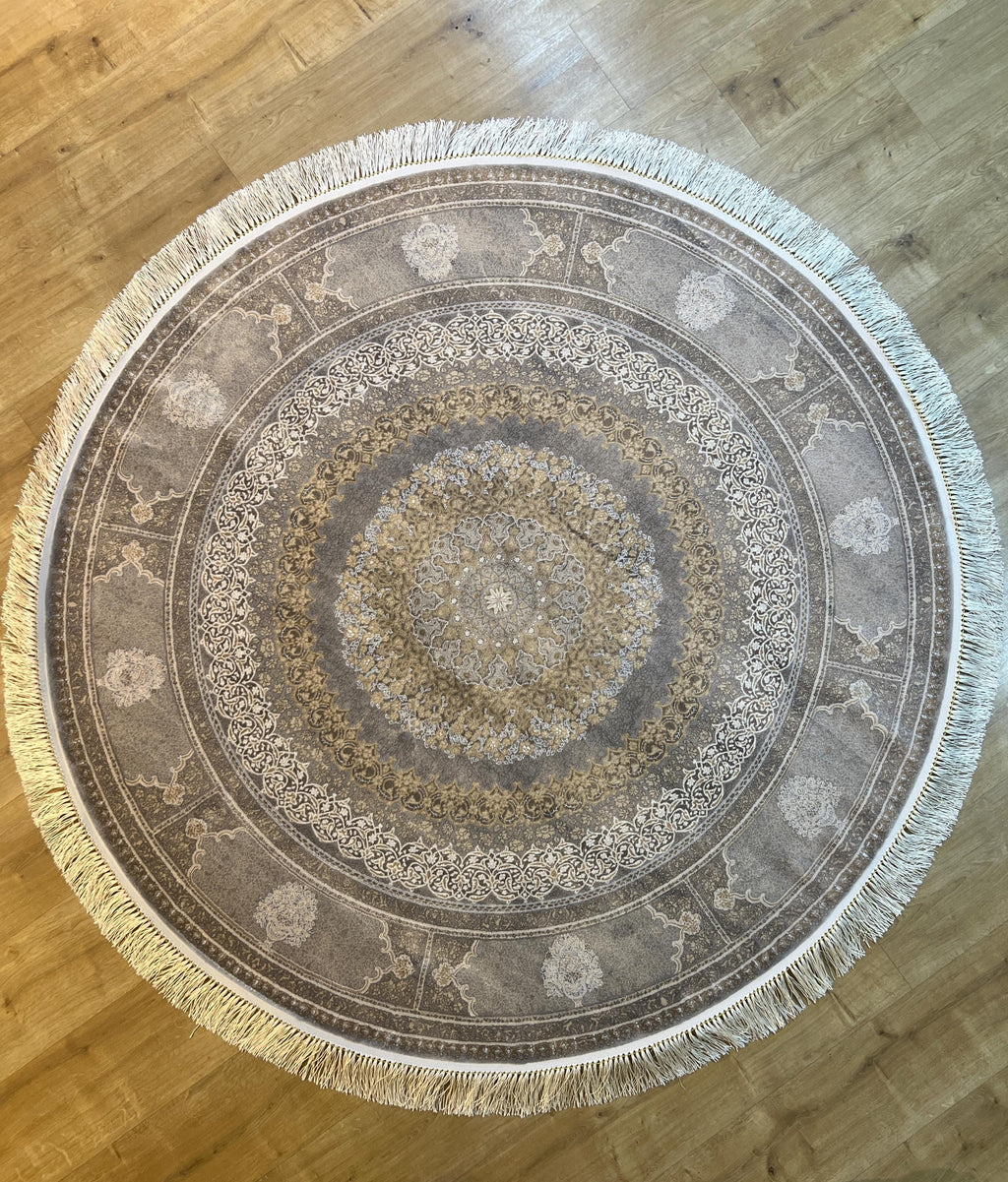 5x5 Ft Round Silk Rug, Gray Medallion Design, Classic Luxury Rug