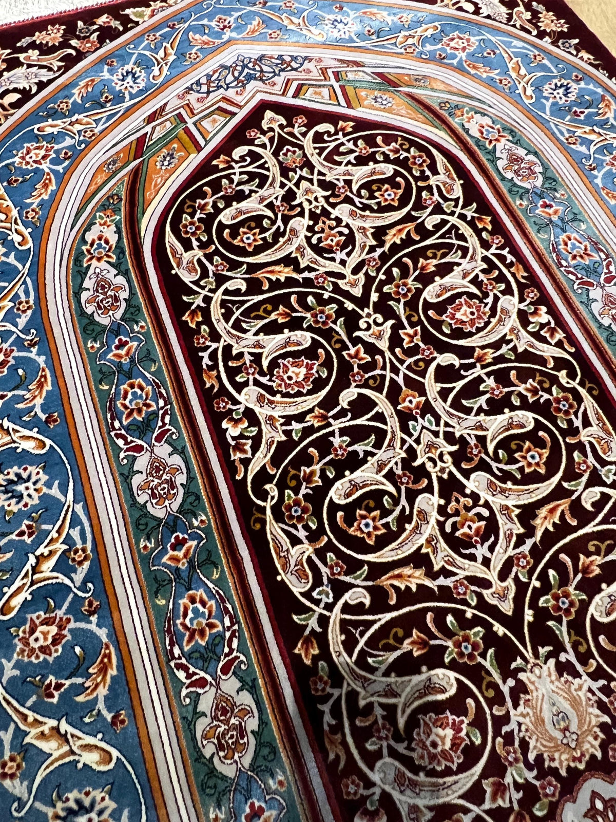 2.62x4.10 Ft Red Blue Silk Prayer Rug With Floral Design, Muslim Gift Prayer Mat