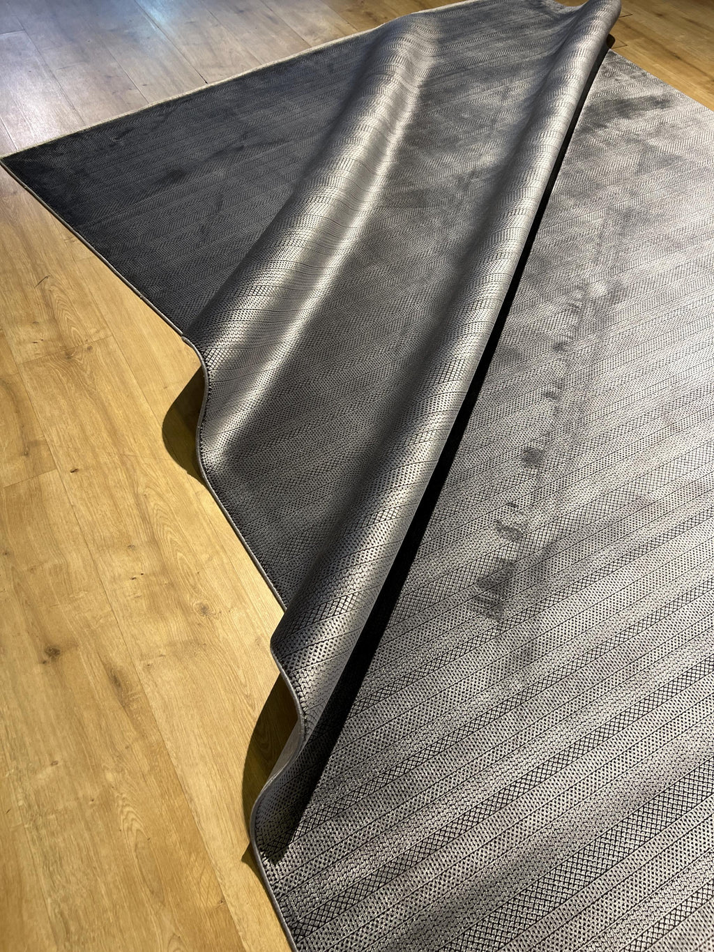 7x10 ft Gray Modern Bamboo Rug with Minimalist Design