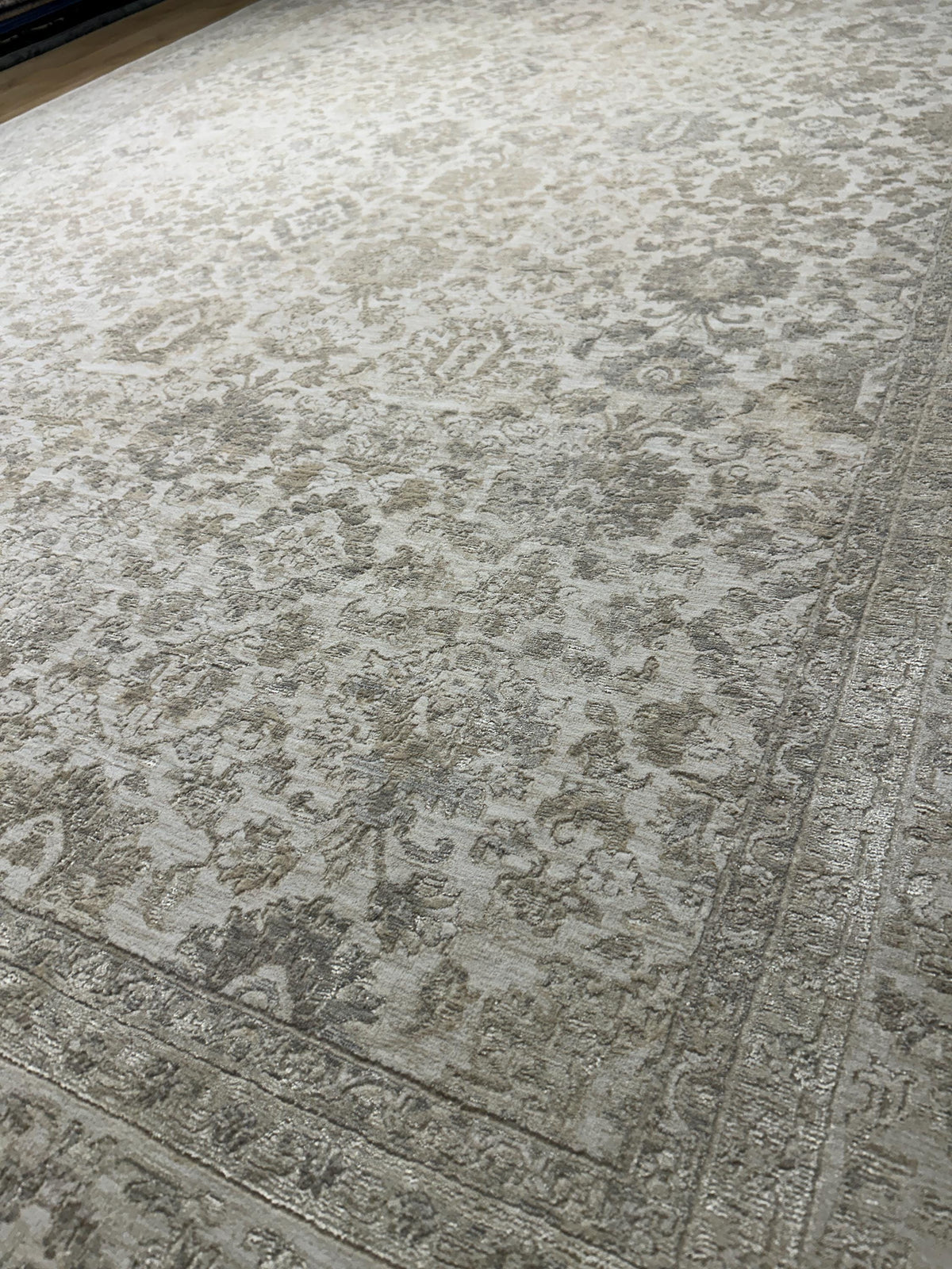 Gray Beige Floral Bamboo Rug with Ethnic Modern Patterns