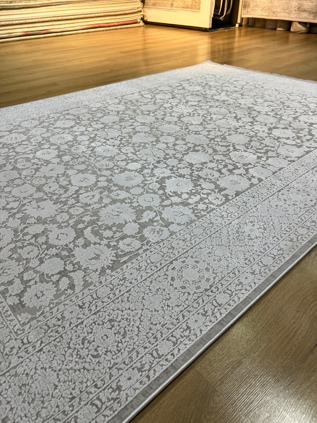 White Floral Bamboo Rug 5x8 ft, Turkish Carpet