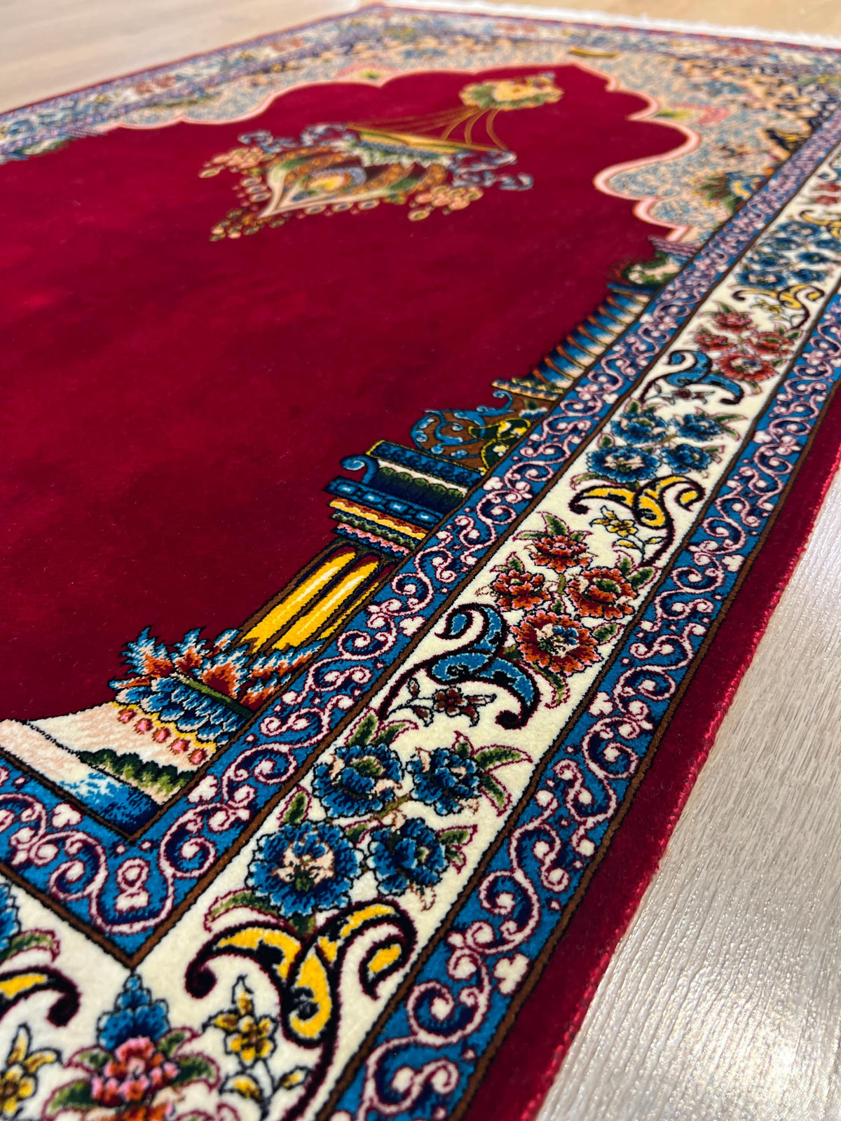 Red Modal Silk Prayer Rug, Luxury Muslim Gift Prayer Mat