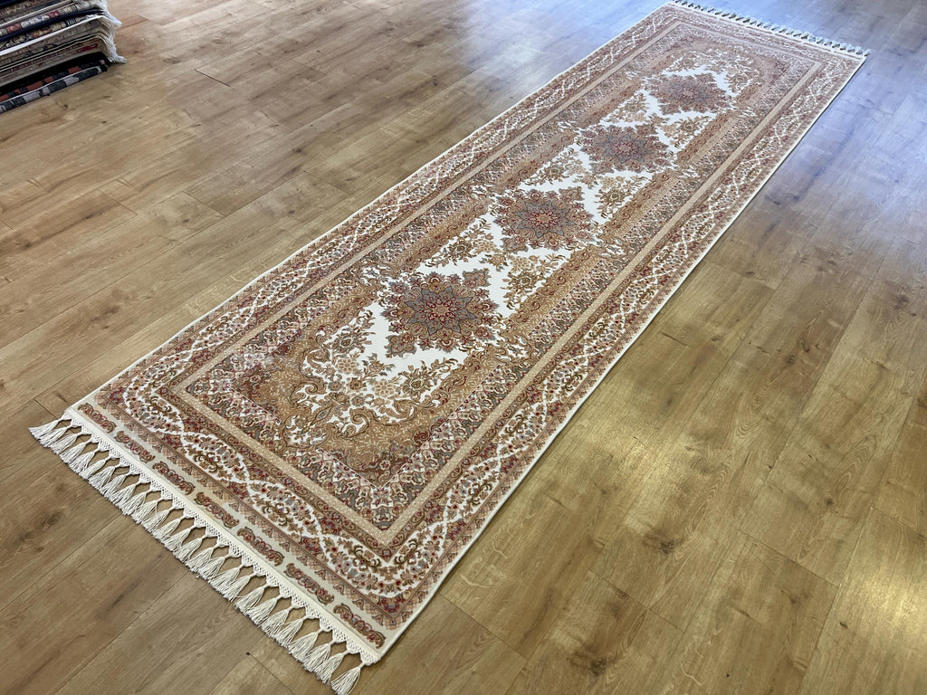 Cream Gold Medallion Silk Runner Rug, 3x10 ft, Classic Luxury Hallway Rug