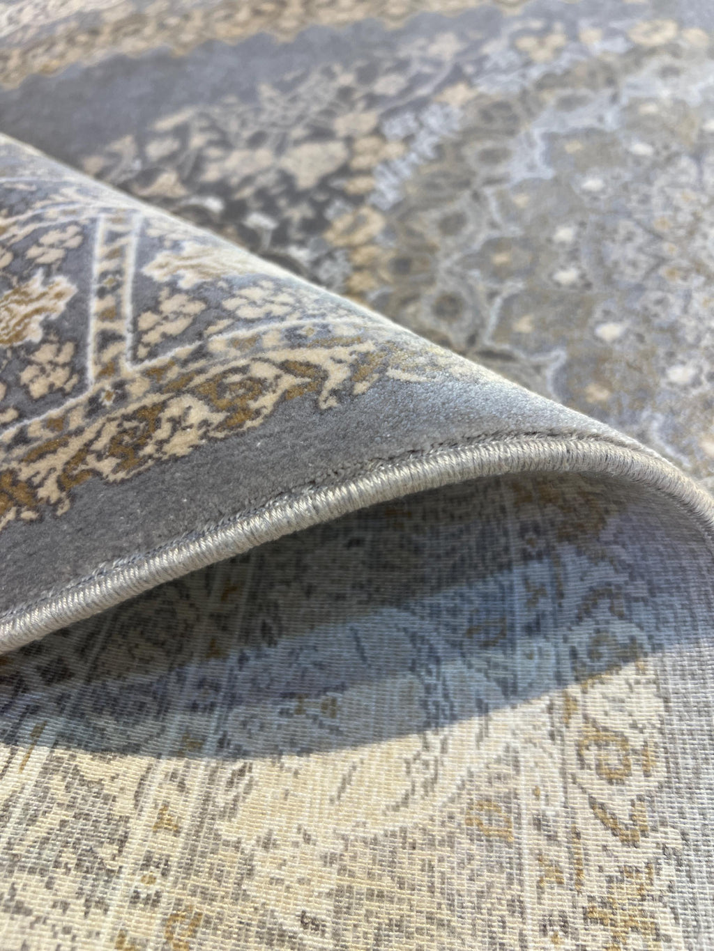 Gray Gold Medallion Silk Rug, 3x5 ft, Classic Luxury Small Area Rug